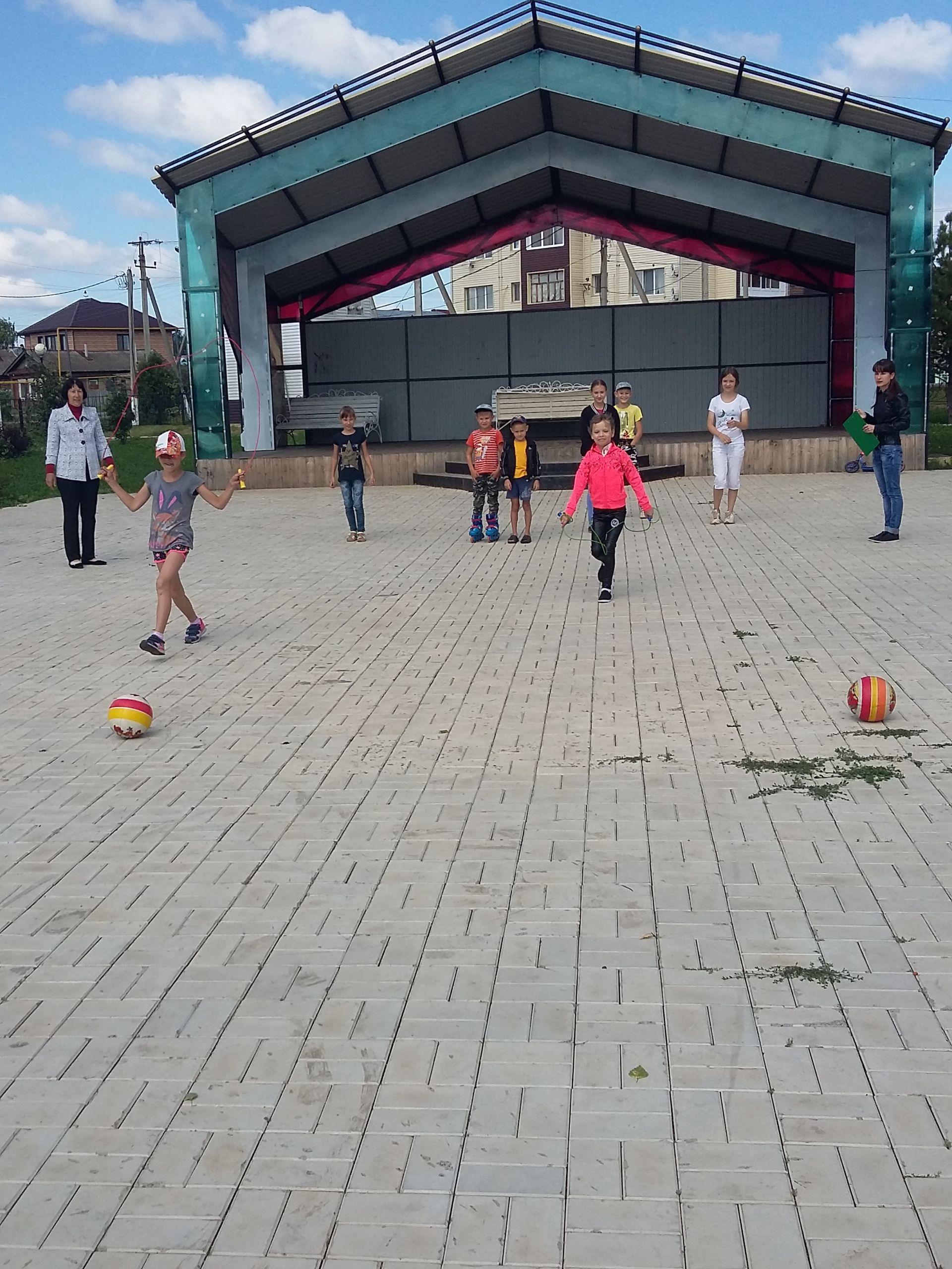 Библиотека провела День физкультурника в парке Победы в г.Мензелинск