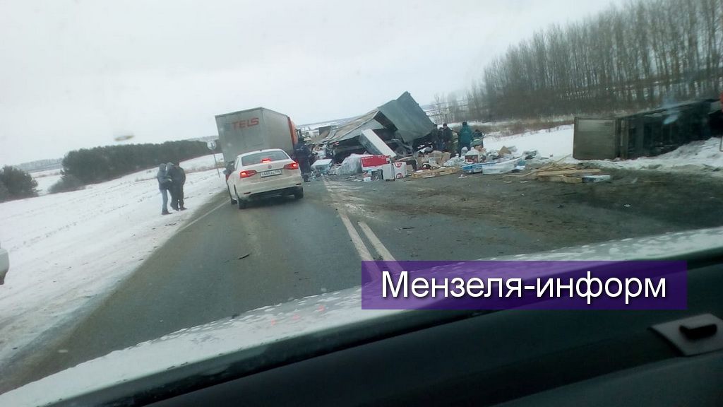 Крупная авария в Мензелинском районе на трассе М-7