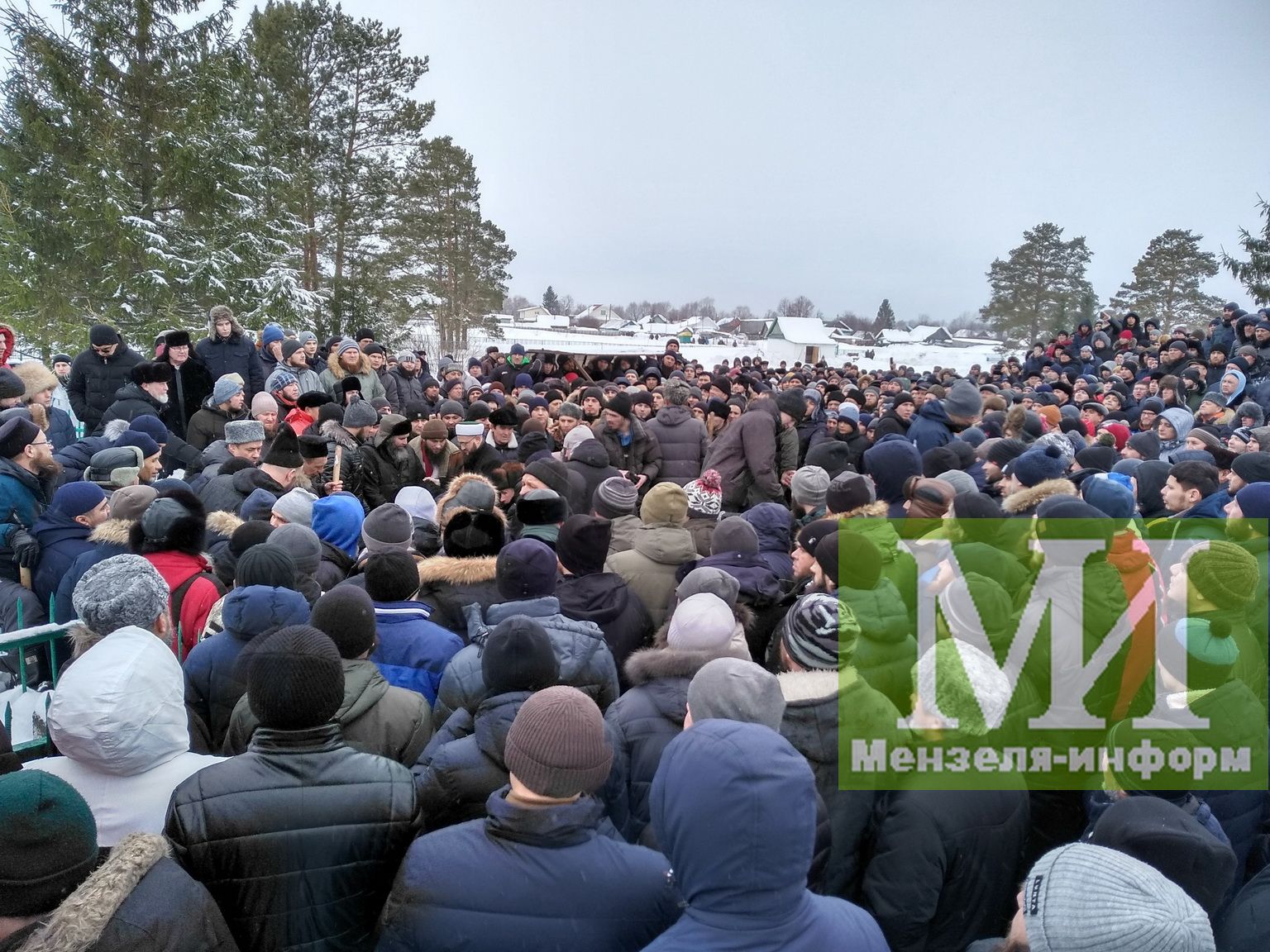 В селе Аю Мензелинского района простились с имам-мухтасибом Муслюмовского района Абдулькаримом хазрятом Муратовым