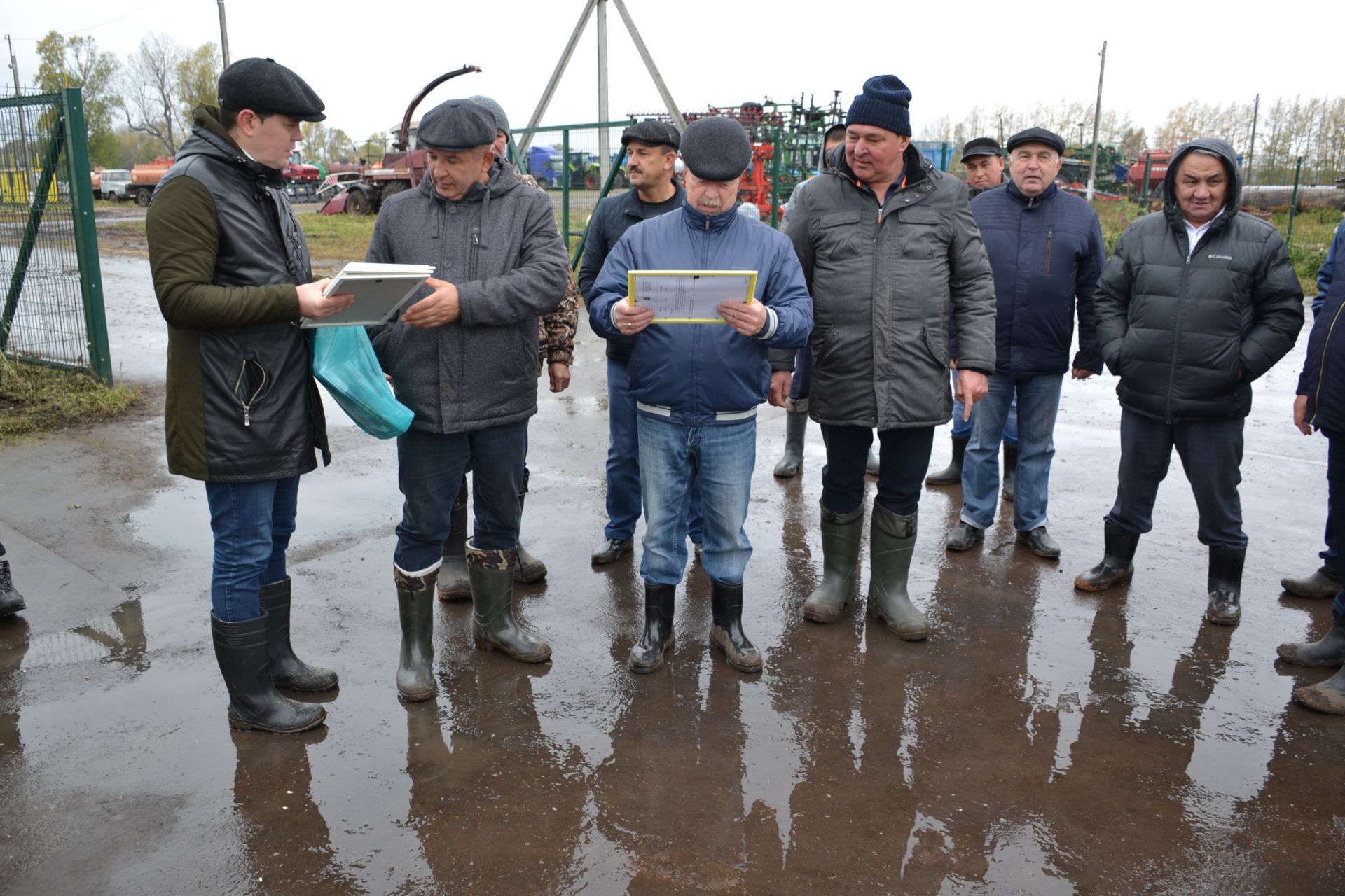 Передовики "Калмурзино" получили грамоты от министерства