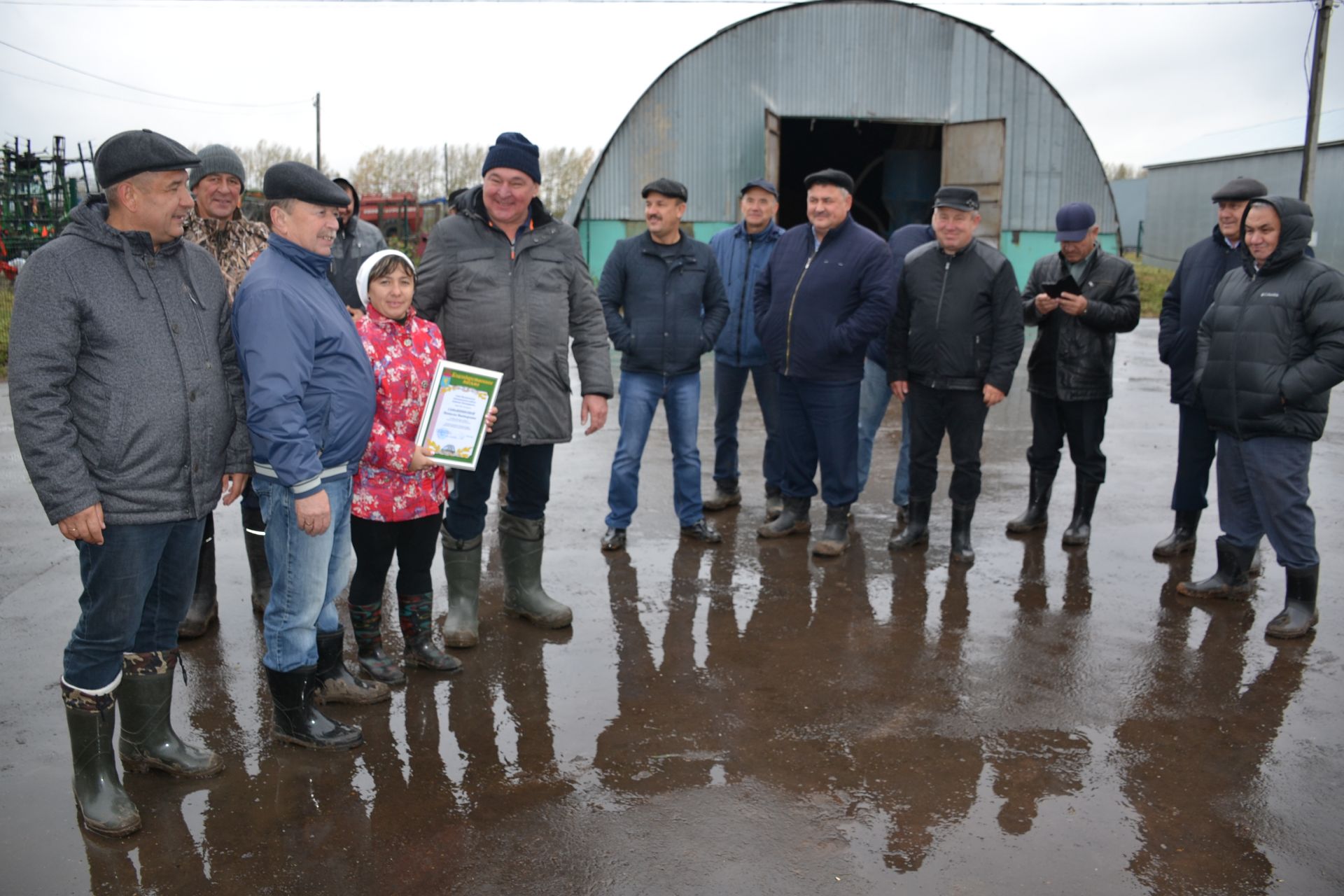 Передовики "Калмурзино" получили грамоты от министерства