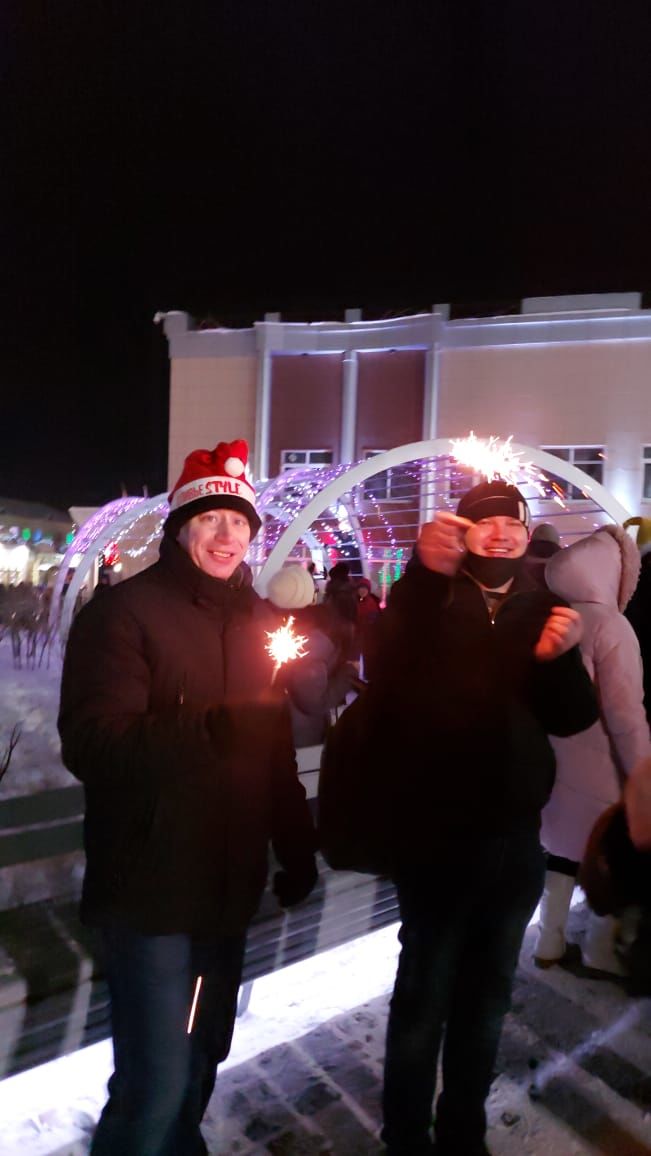 В Мензелинске прогремел новогодний салют