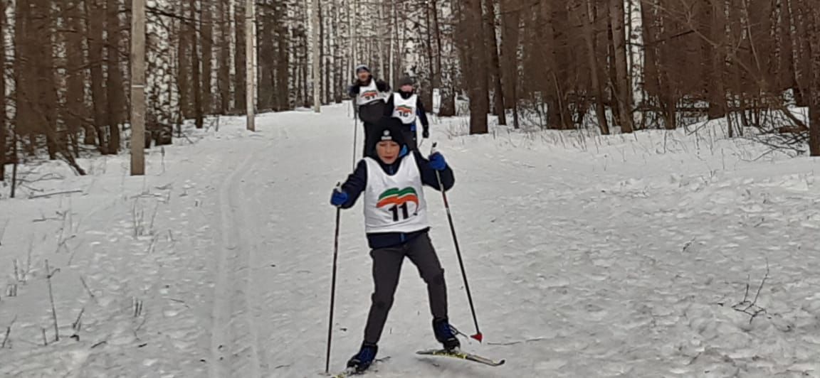 В Мензелинске закрыли лыжный сезон