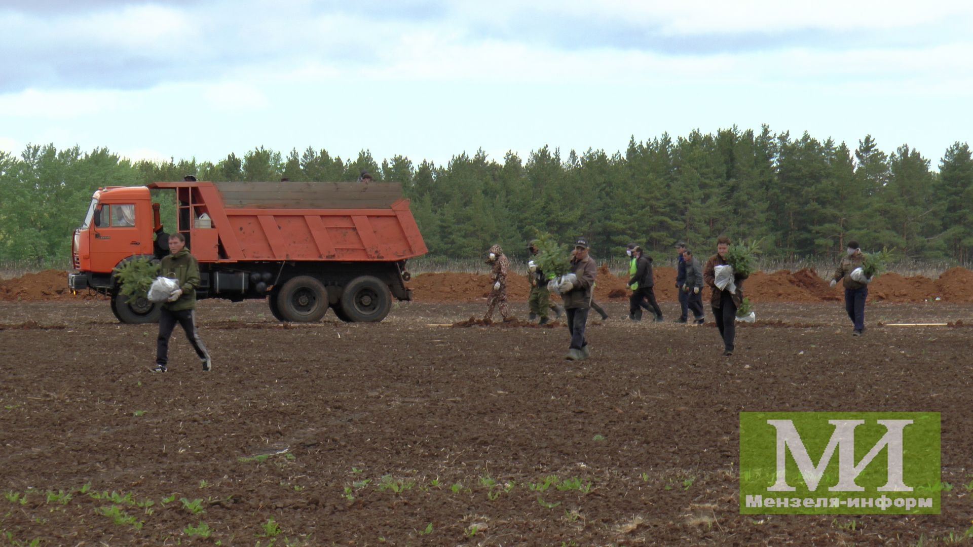 В Мензелинске заложен сквер Памяти