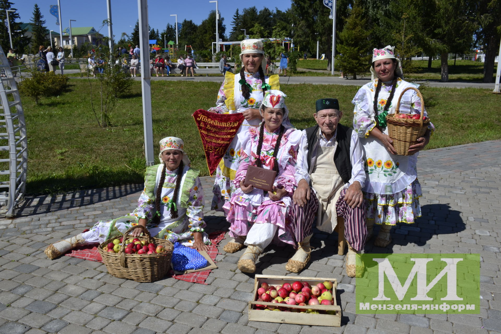 Заместитель председателя Госсовета РТ Марат Ахметов встретился в Мензелинске с работниками культуры, искусства и образования