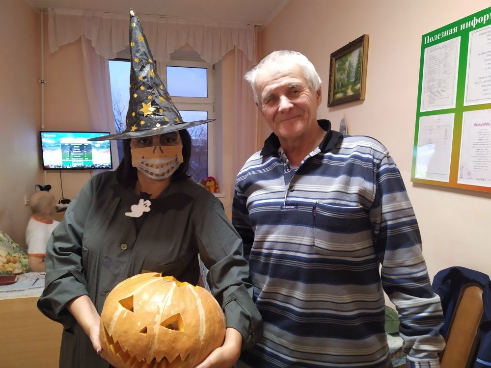 В Мензелинском доме-интернате организовали Halloween