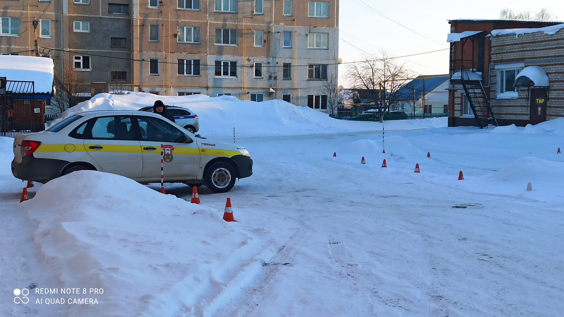 Конкурс по автомногоборью среди юношей и девушек в Мензелинске