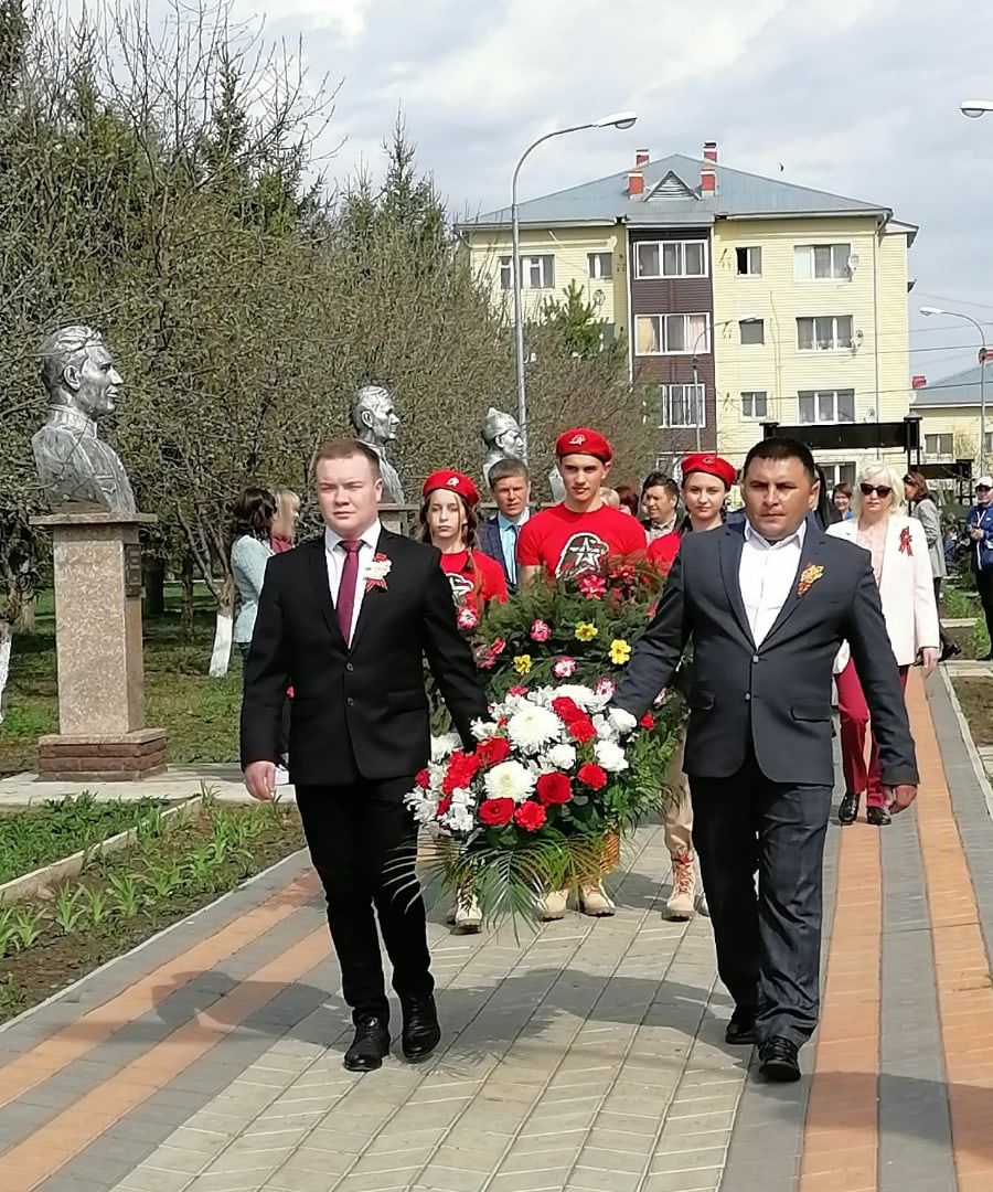 В Мензелинске прошёл молодёжный митинг