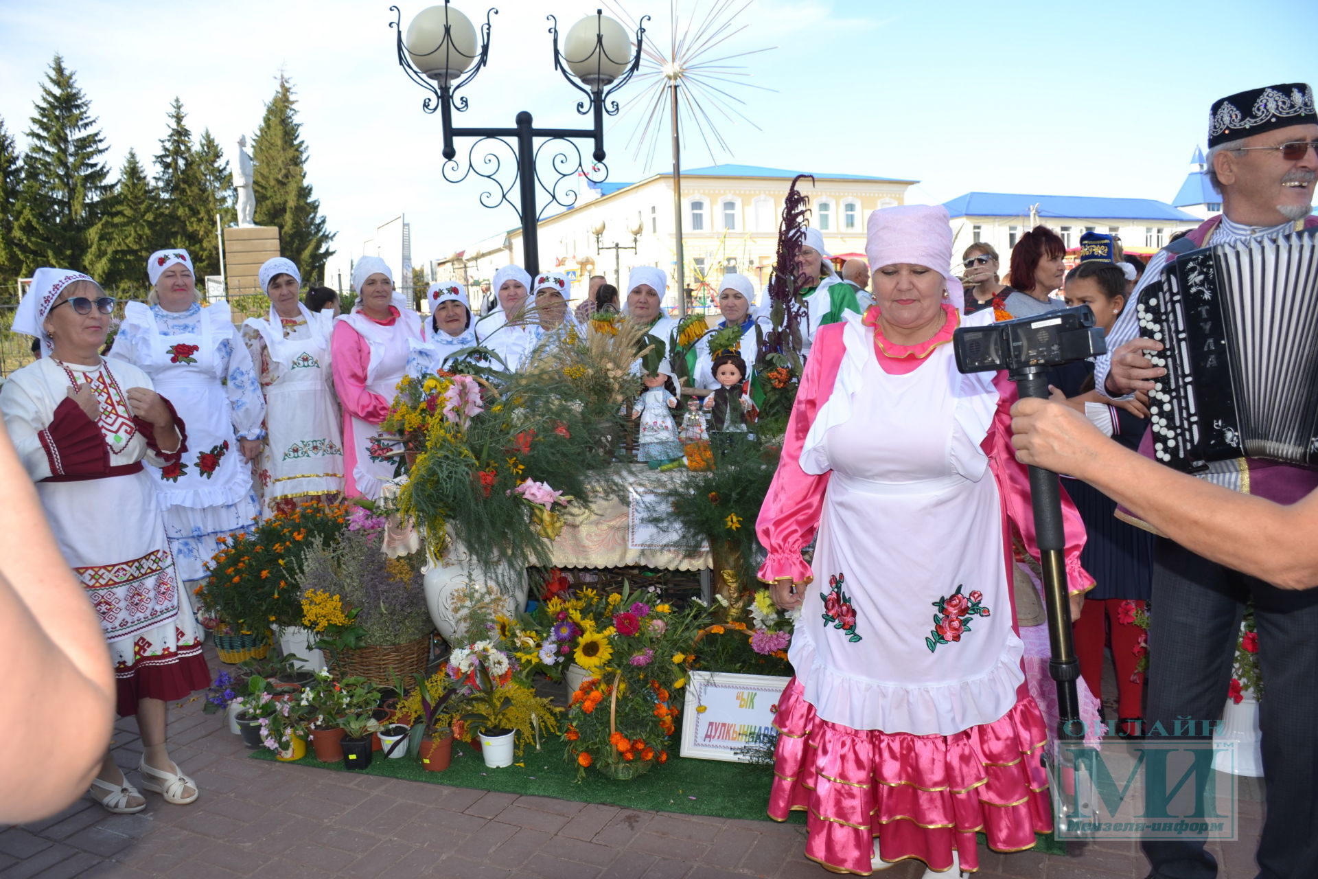 Красиво, как цветы, живет родина моя Татарстан!