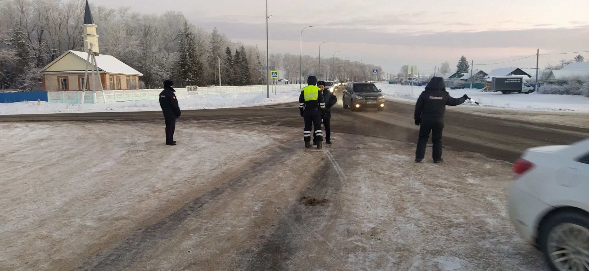 В Мензелинске проверяют всех автомобилистов на нарушения ПДД