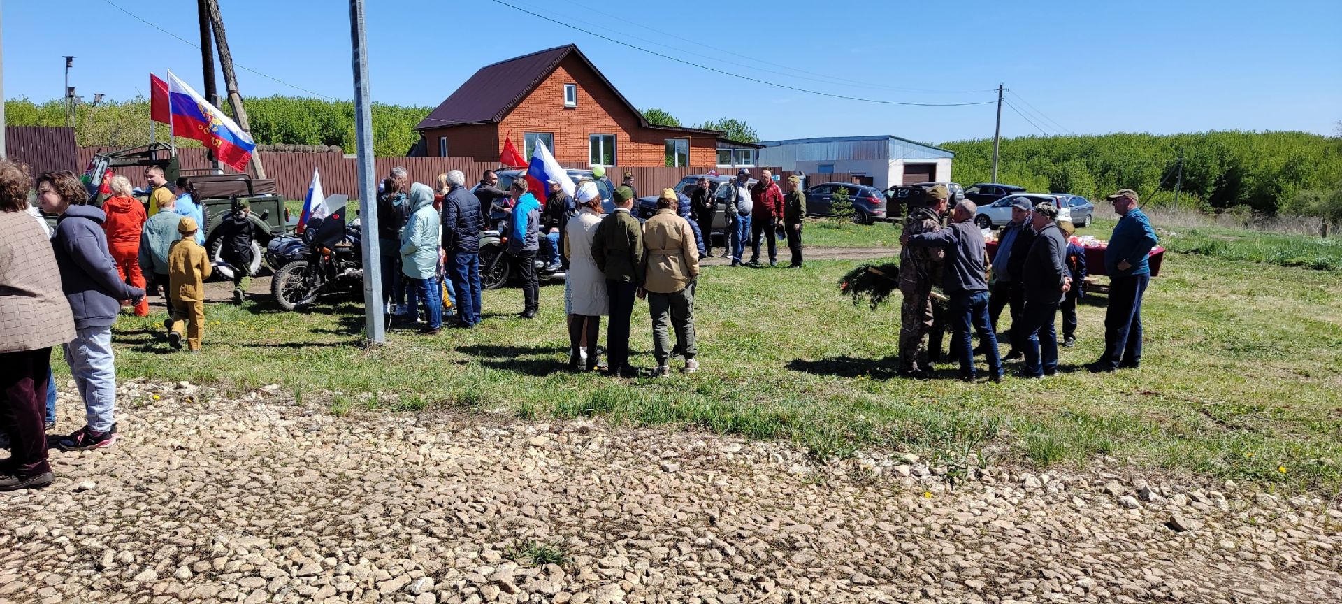 Автопробег объединил праздник Победы, который прошел в селах Фионовка, Коноваловка, Топасево, Канонерка