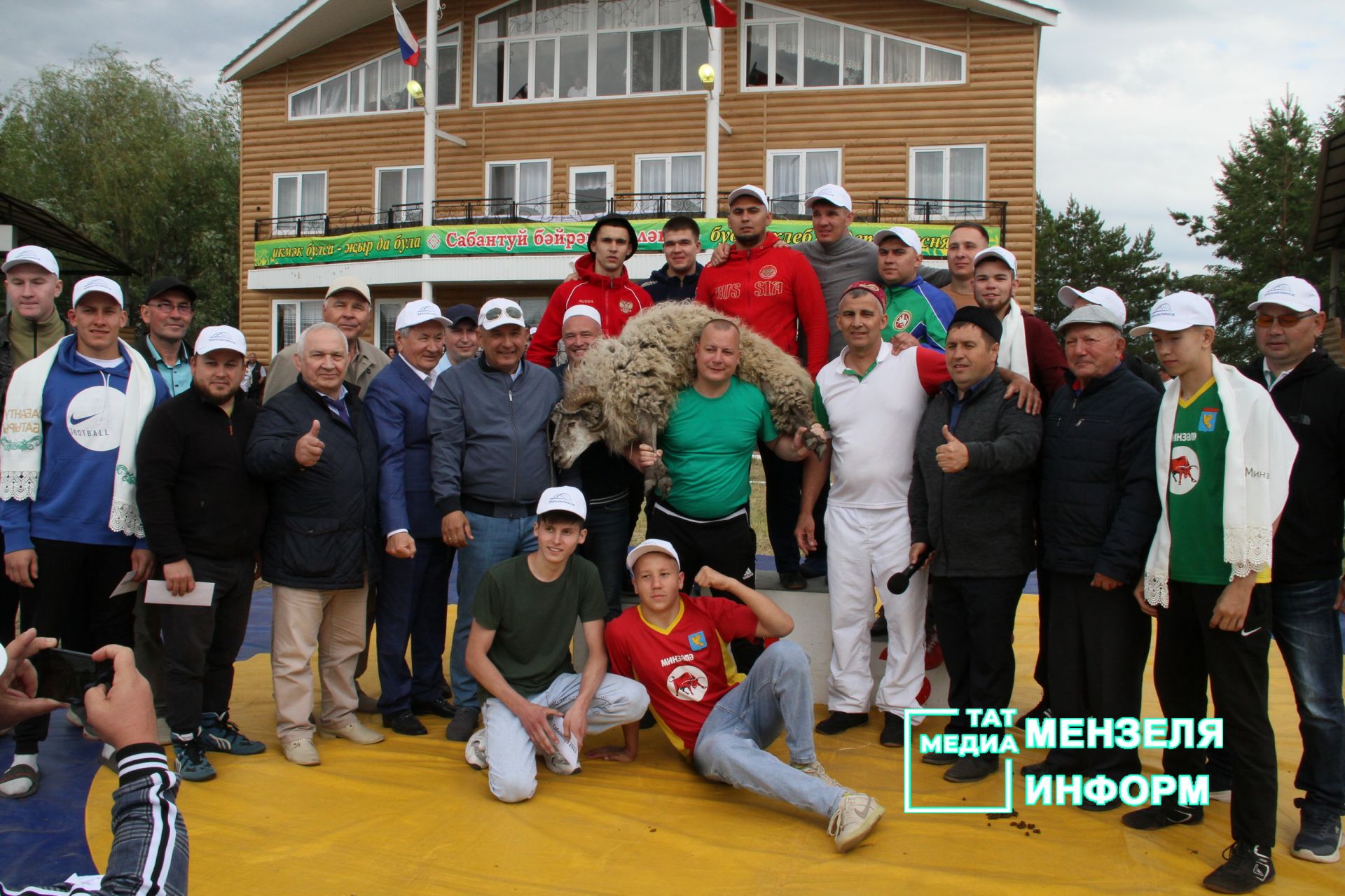 В Мензелинске с размахом прошел Сабантуй