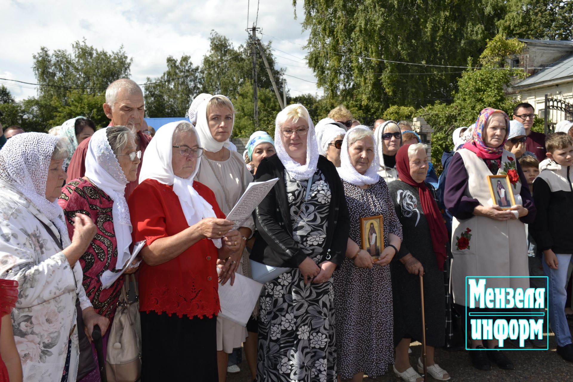 В Мензелинске наградили меценатов, внесших вклад в обновление Никольского кафедрального собора