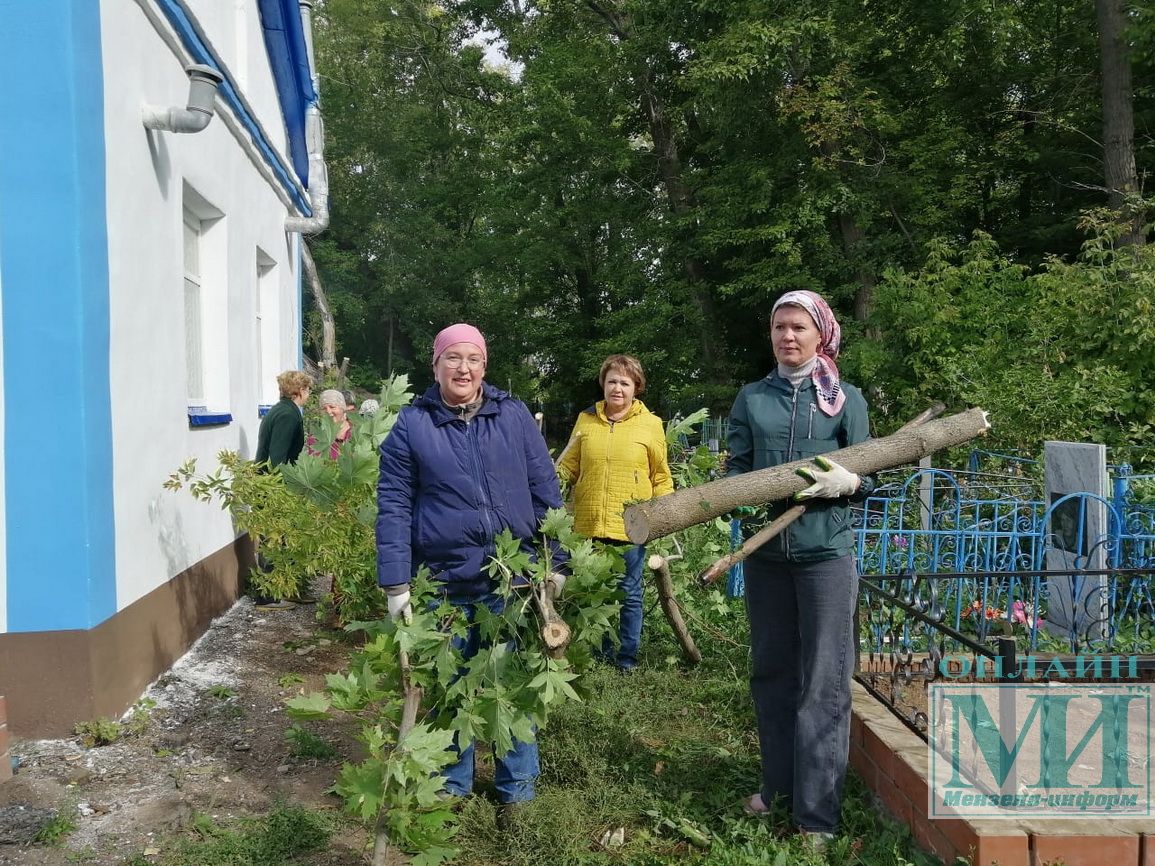 Мензелинцы приняли активное участие в традиционном субботнике