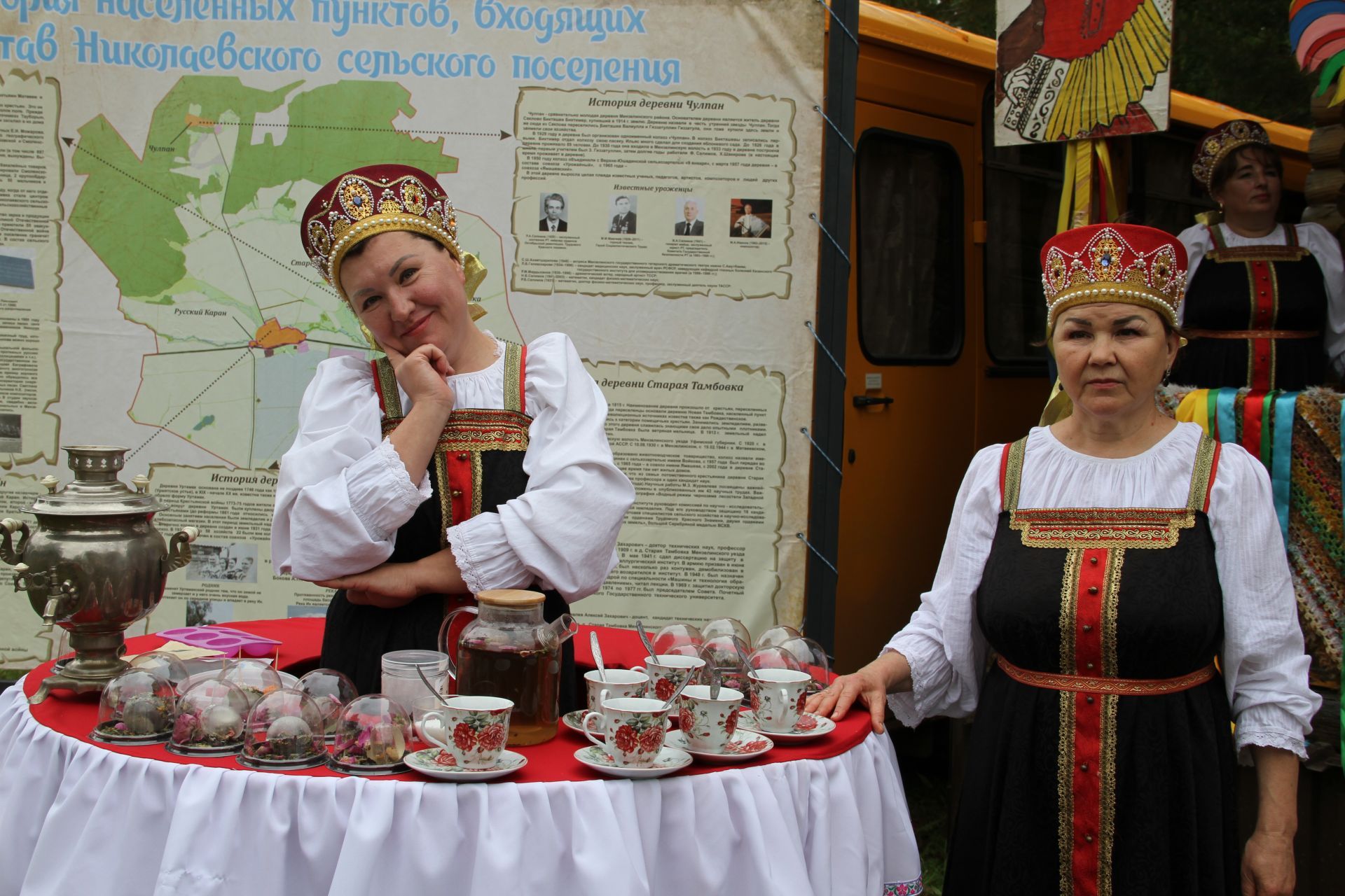 В центре майдана — герои труда Мензелинского района