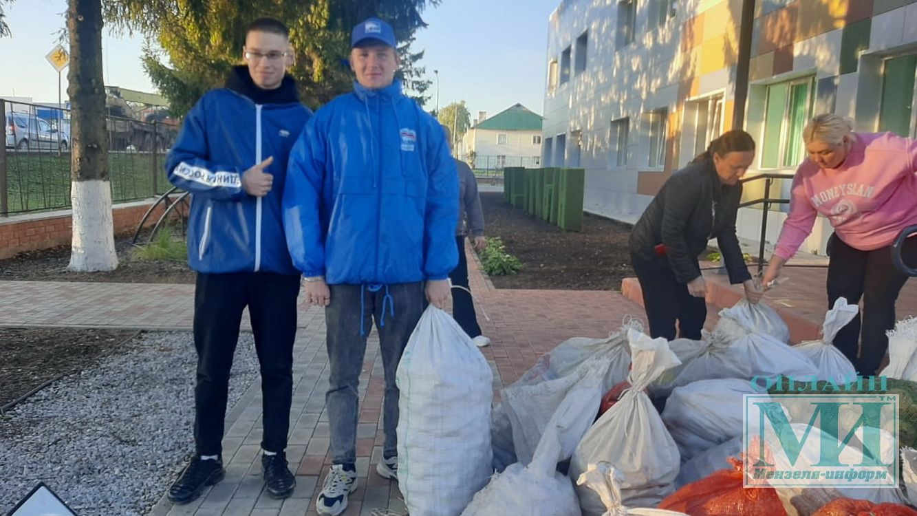 Гуманитарный груз в 20 тонн будет доставлен из Мензелинского района в подшефные города Лисичанск и Рубежный