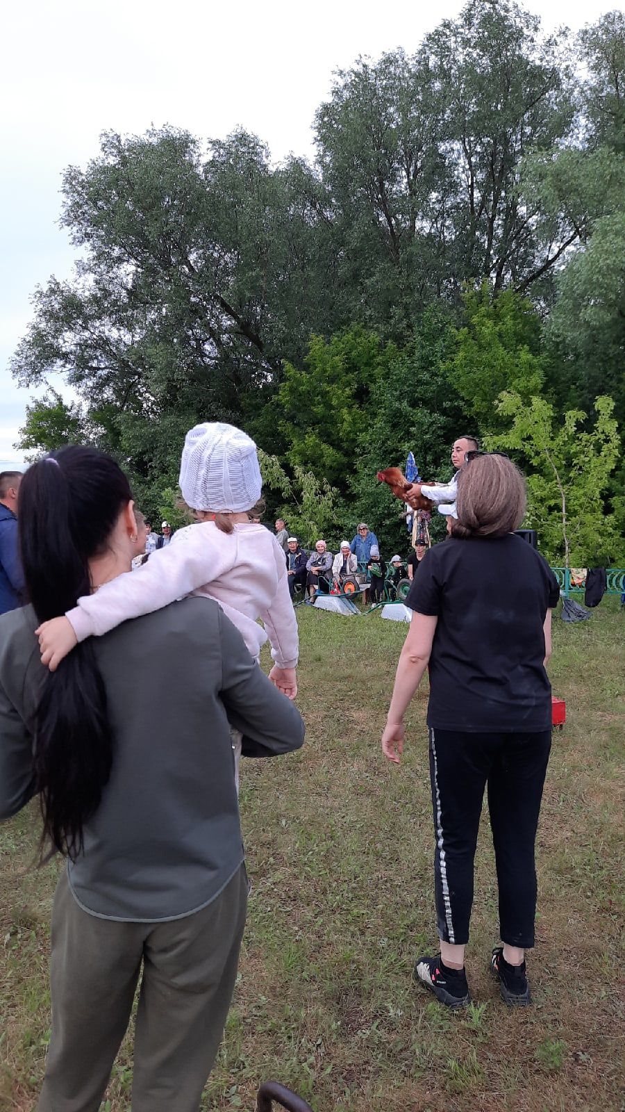 Замыкающий в этом году в Мензелинском районе Сабантуй состоялся в селе Аю