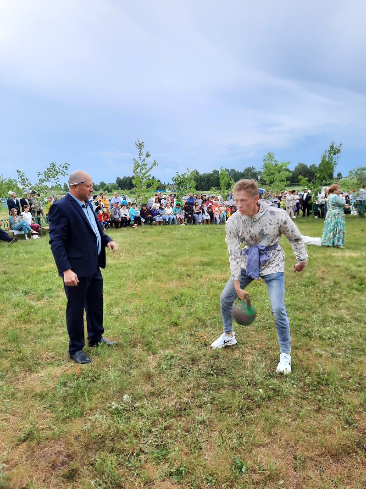 Замыкающий в этом году в Мензелинском районе Сабантуй состоялся в селе Аю