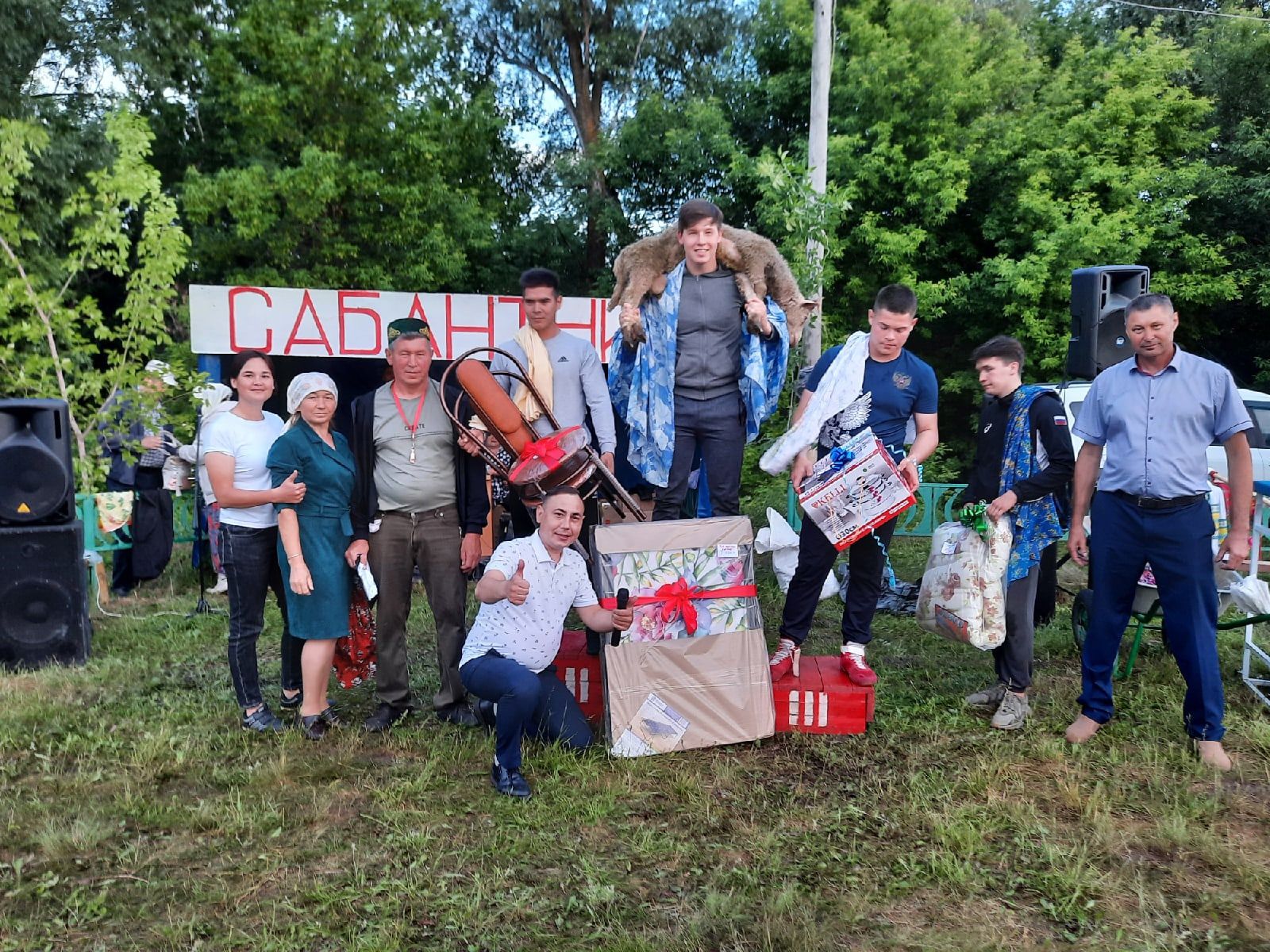 Замыкающий в этом году в Мензелинском районе Сабантуй состоялся в селе Аю