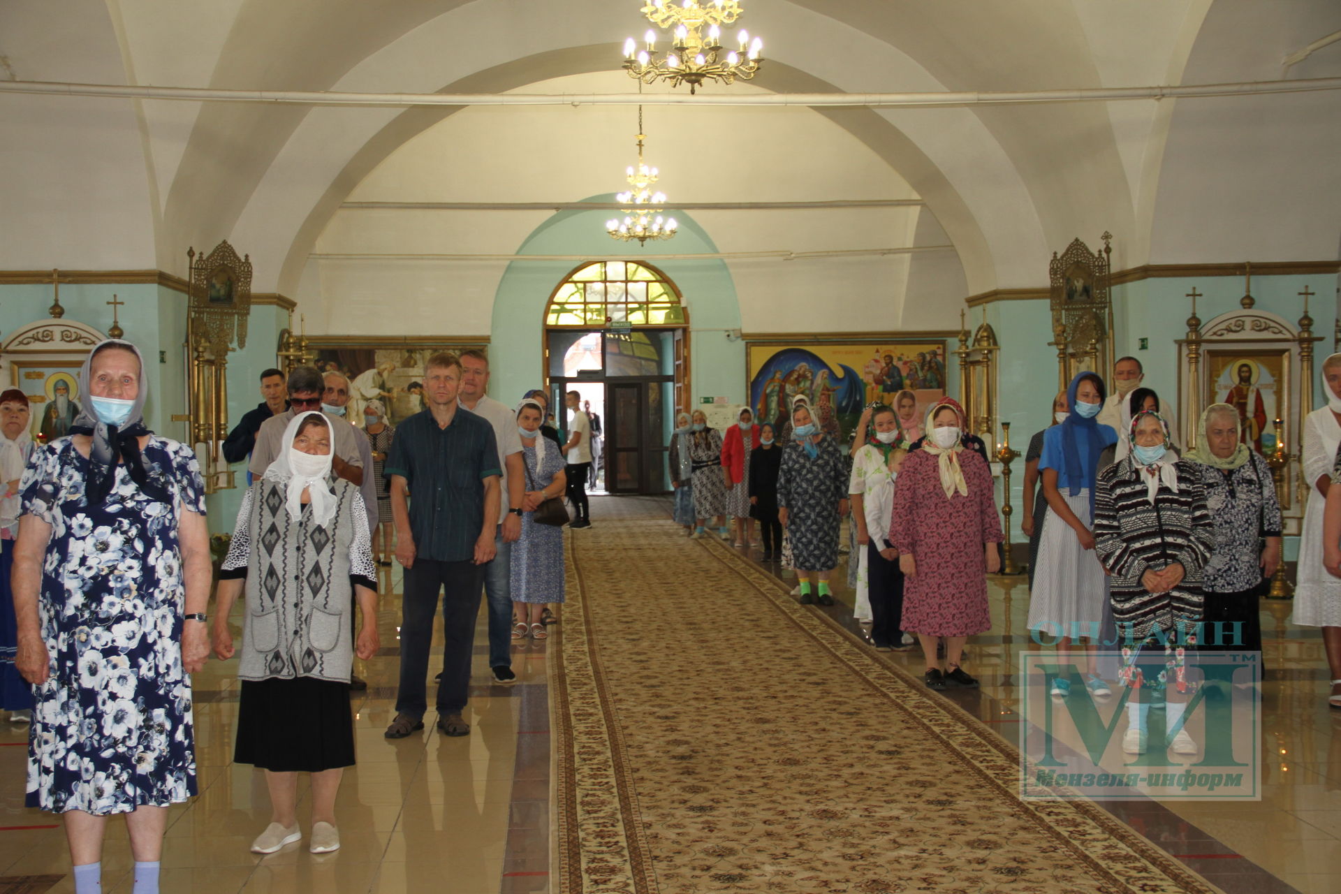 Литургия в Никольском соборе