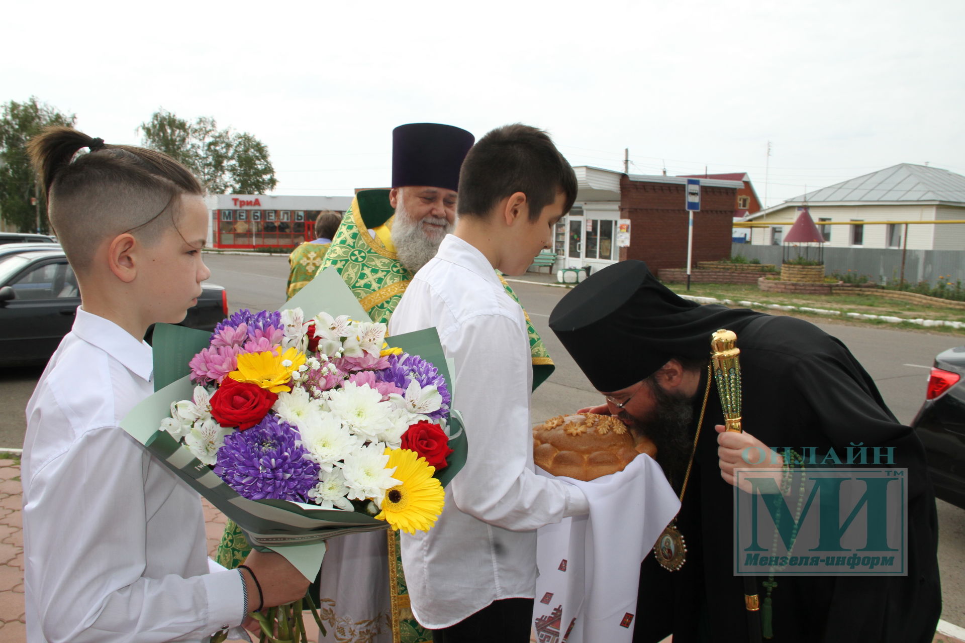 Литургия в Никольском соборе