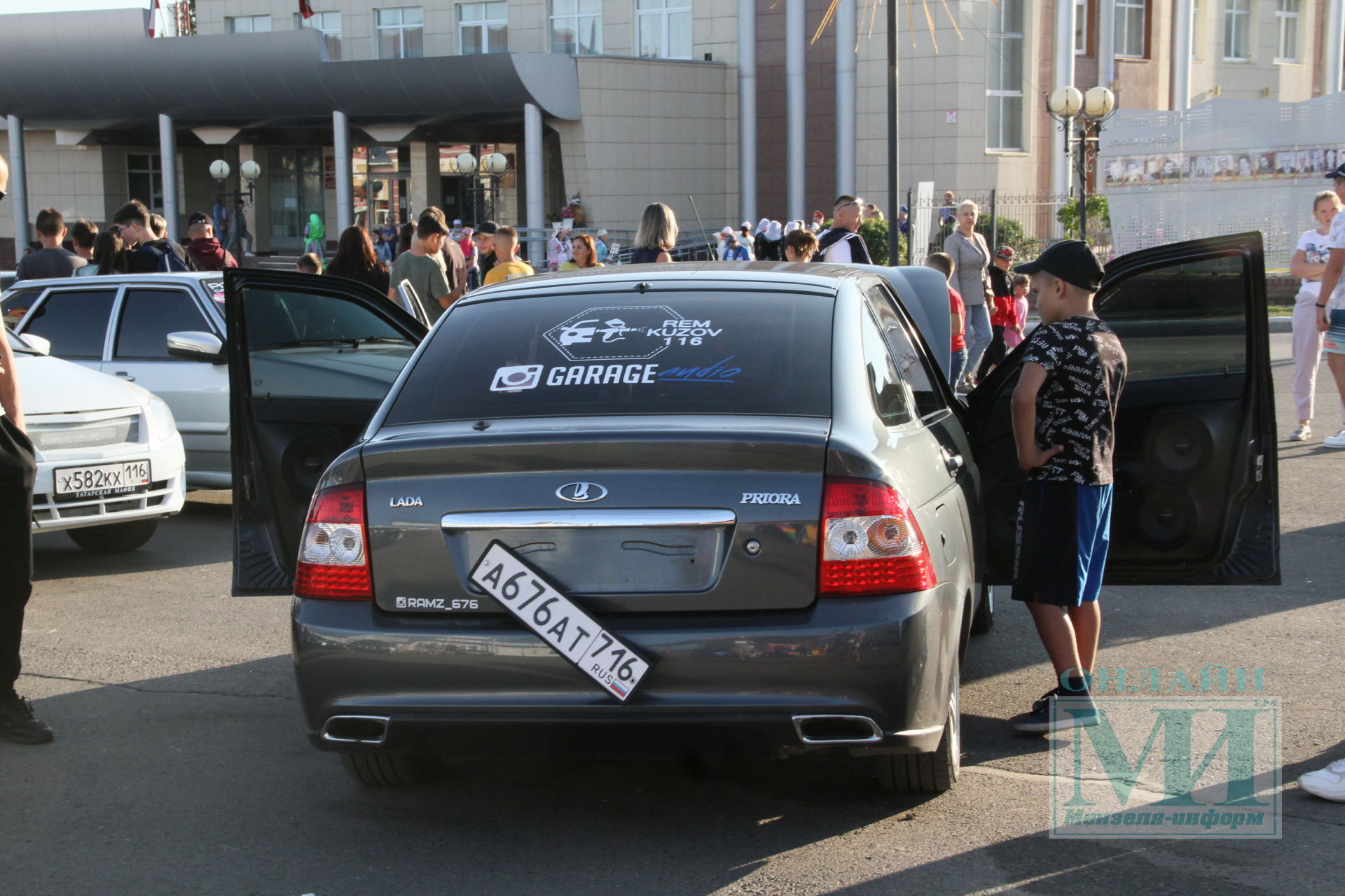 В честь Дня Республики впервые в Мензелинске прошел фестиваль “Автозвук”