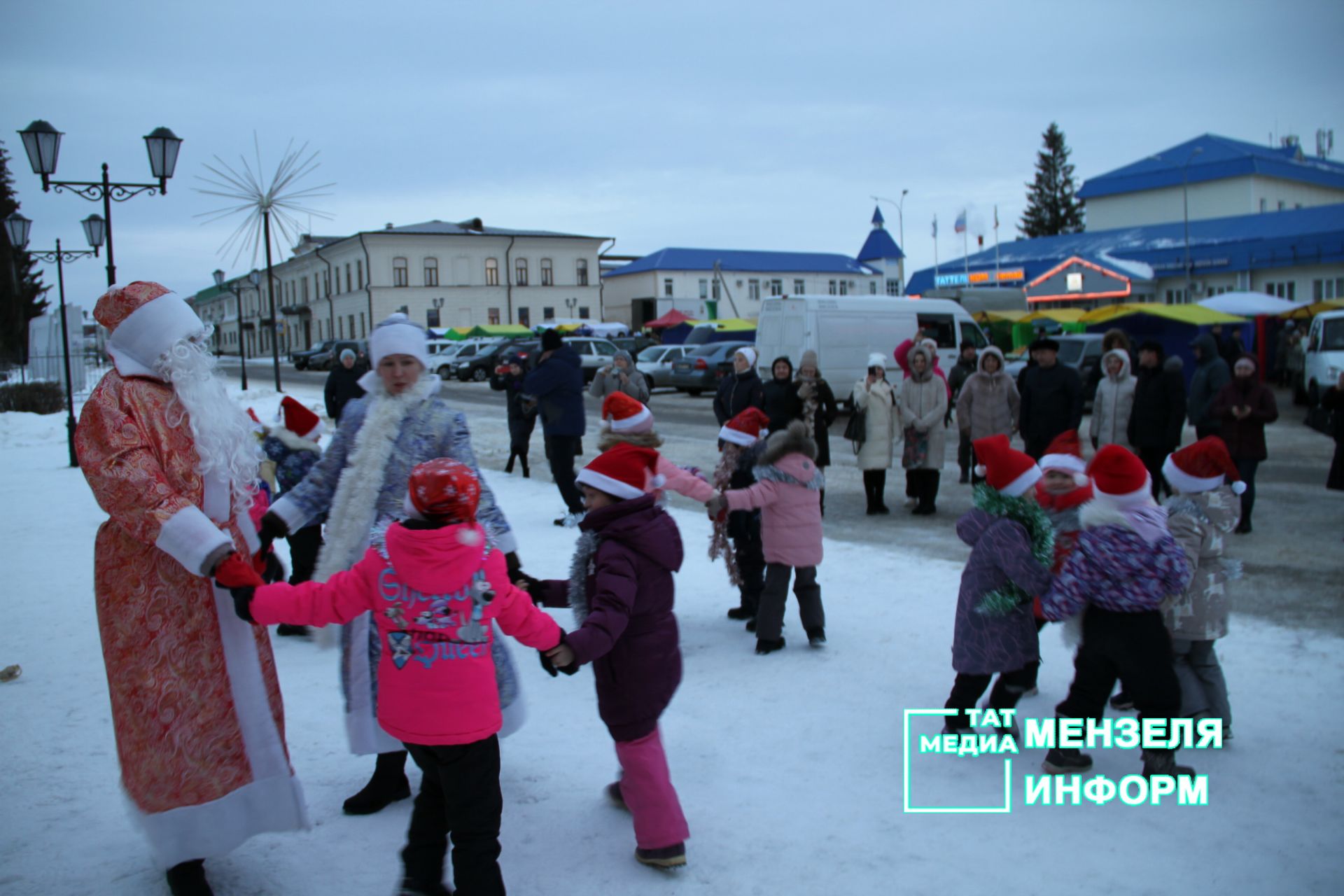 Предновогодняя ярмарка в  Мензелинске