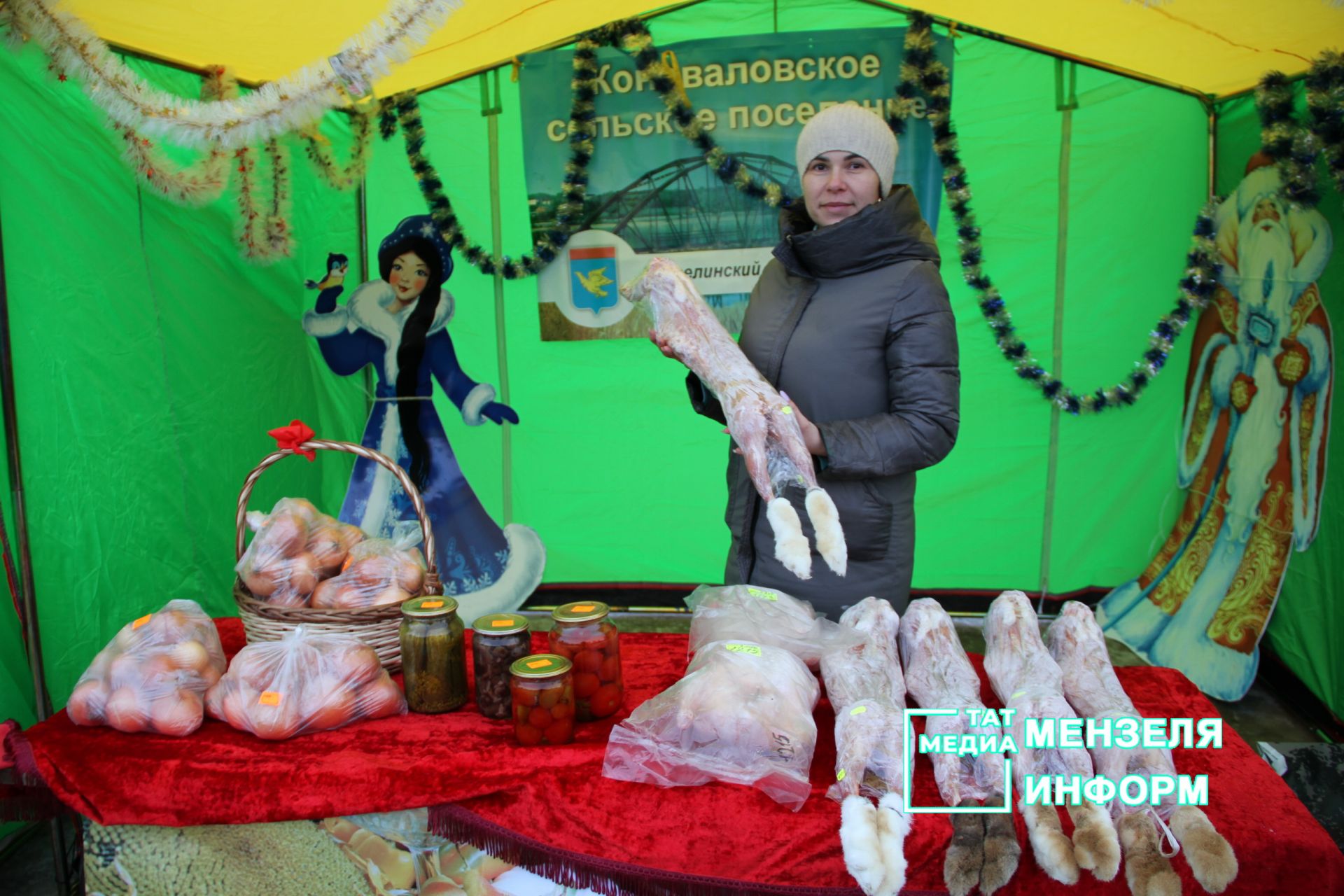 Предновогодняя ярмарка в  Мензелинске