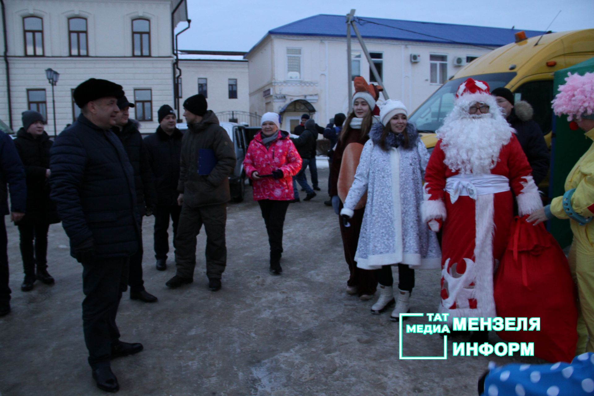 Предновогодняя ярмарка в  Мензелинске