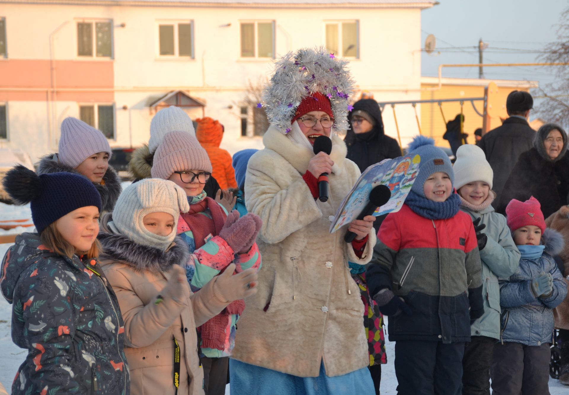 На Конной площади начали отмечать Новый год