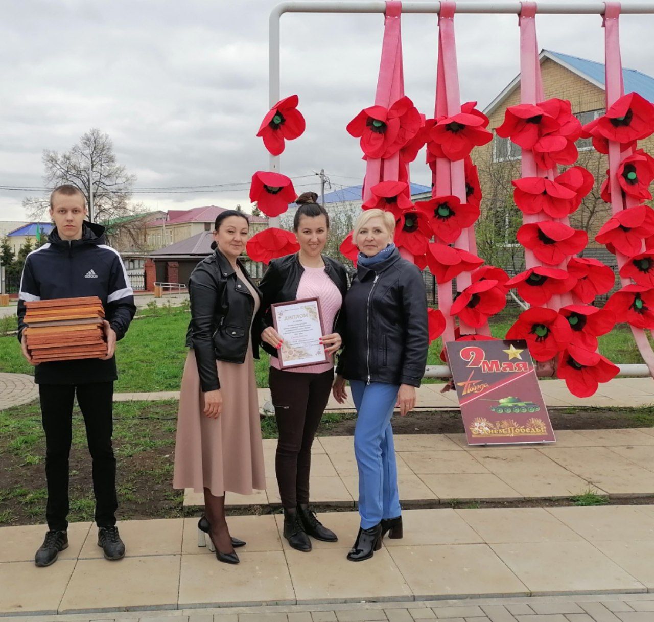 Победители онлайн смотр-конкурса художественной самодеятельности посвященного 77-летней Победы в Великой Отечественной войне "Салют Победы"