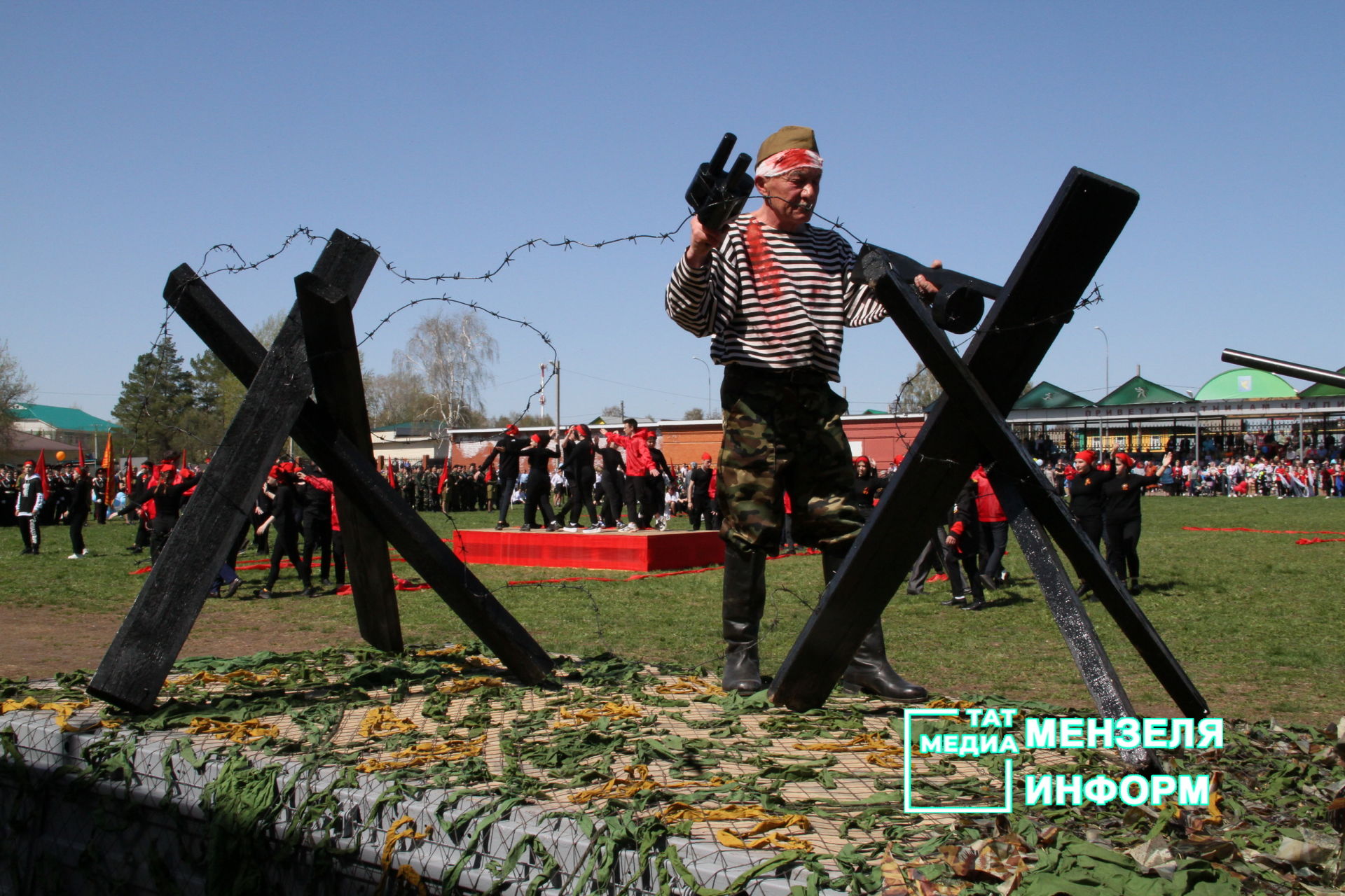 Парад машин в День Великой Победы в Мензелинске