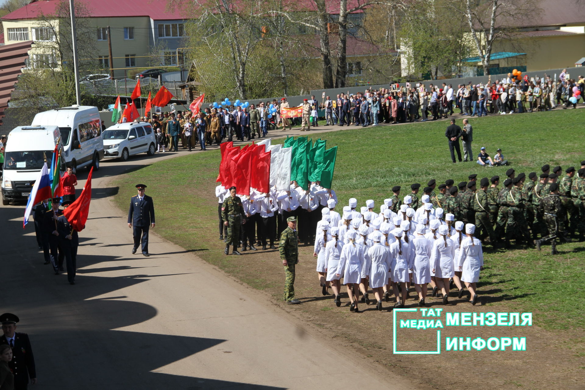 Строевая подготовка и награждение победителей на Параде Победы в Мензелинске