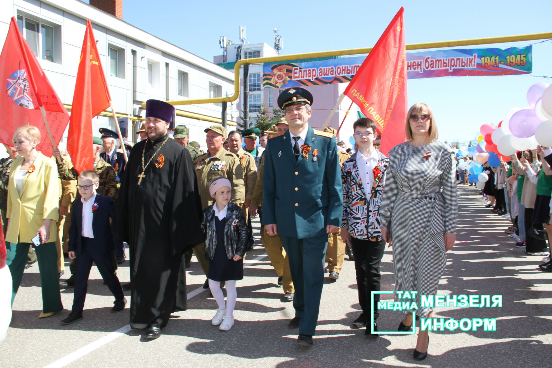 Парад Победы 9 мая в Мензелинске