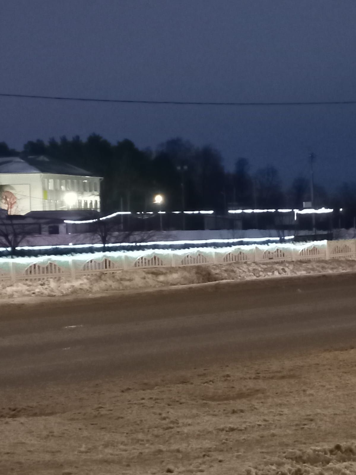 Новогодний Мензелинск прекрасен и днём, и вечером