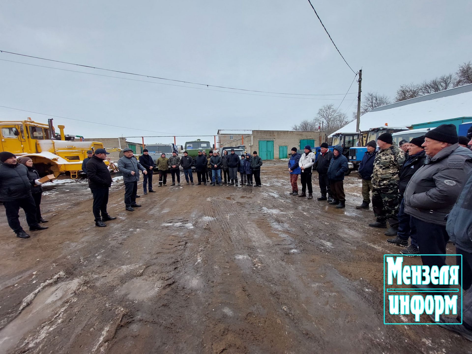 Проверка техники к зимнему периоду в Мензелинске