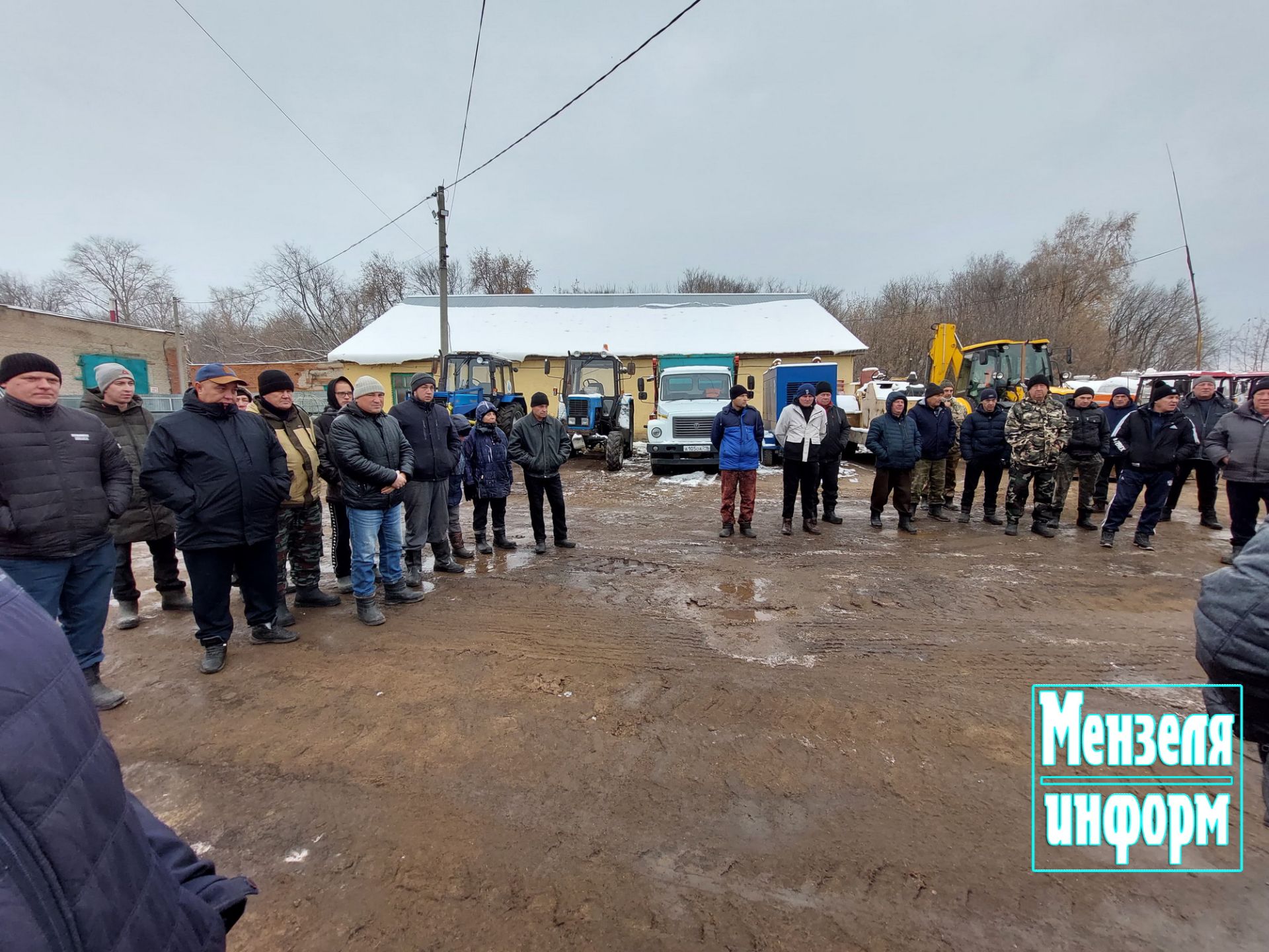 Проверка техники к зимнему периоду в Мензелинске