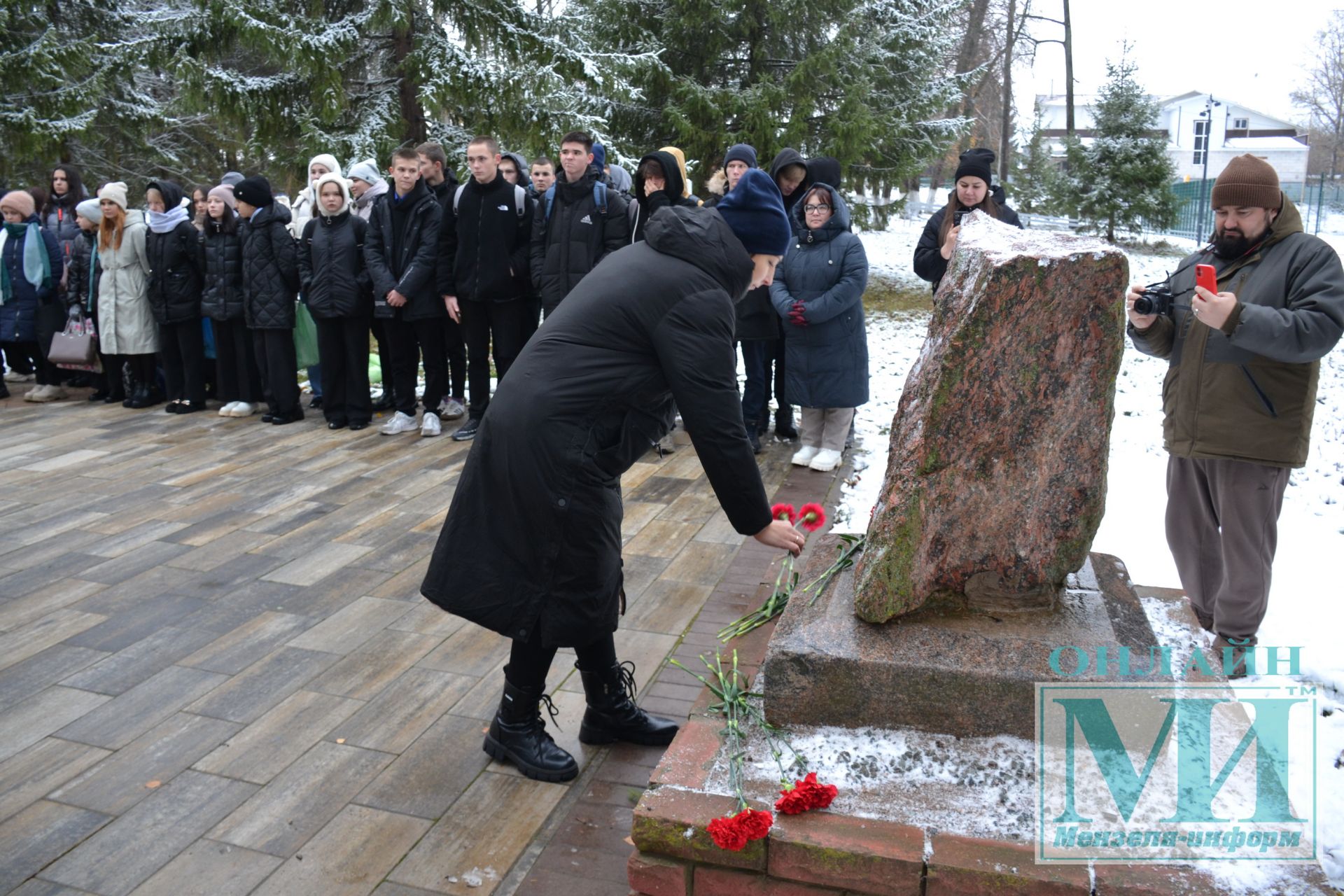 День памяти жертв политических репрессий - напоминает о трагических страницах нашей истории