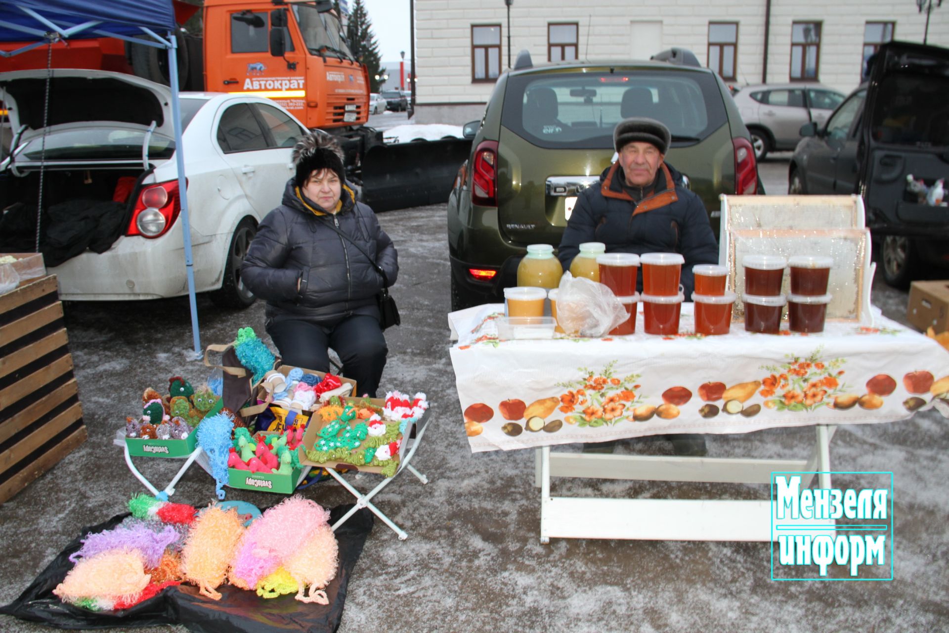 Предновогодняя ярмарка в Мензелинске