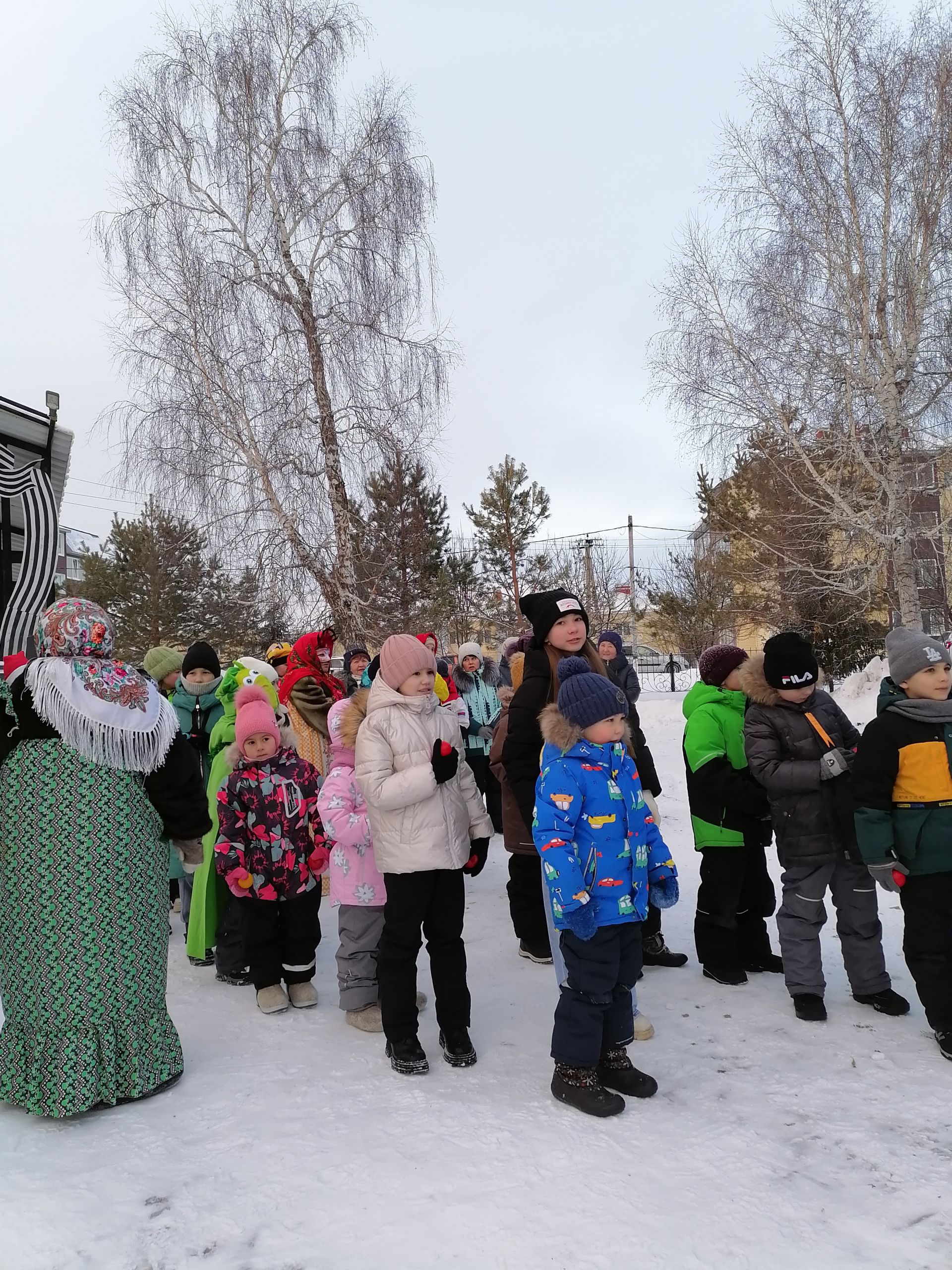 В парке Победы г. Мензелинска прошло новогоднее представление