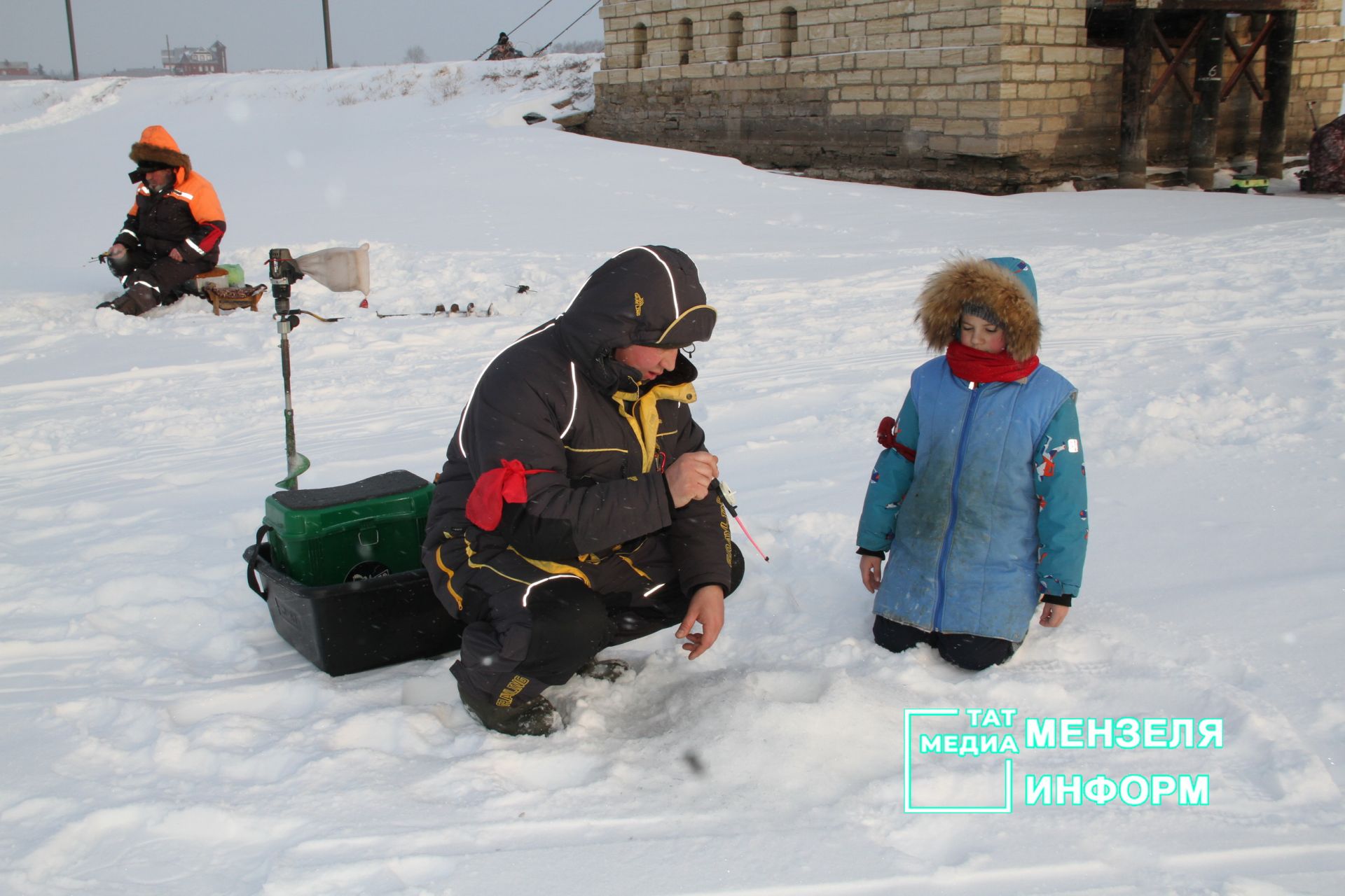 Соревнования по зимней ловле рыбы  и фестиваль ухи в Мензелинске