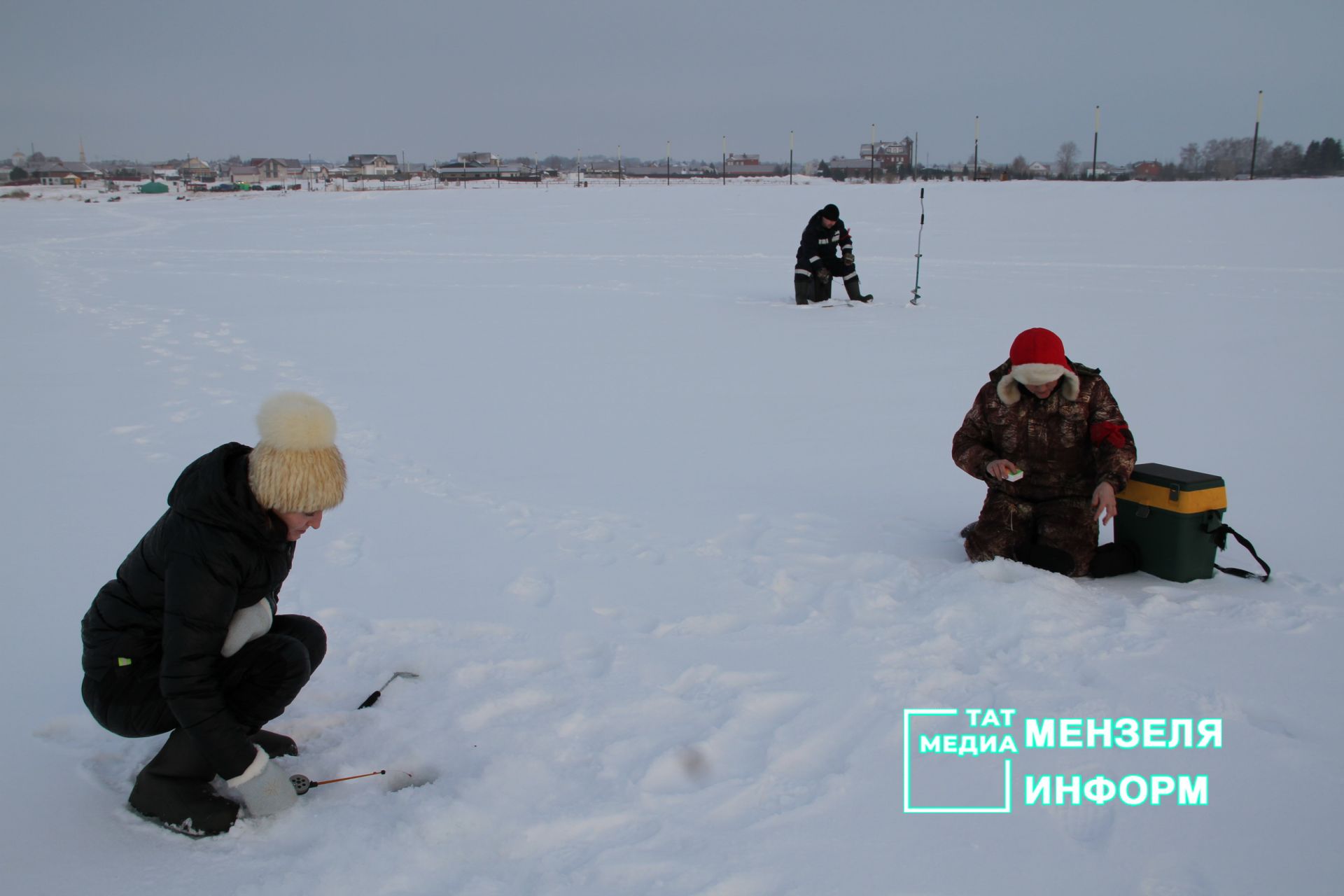 Соревнования по зимней ловле рыбы  и фестиваль ухи в Мензелинске