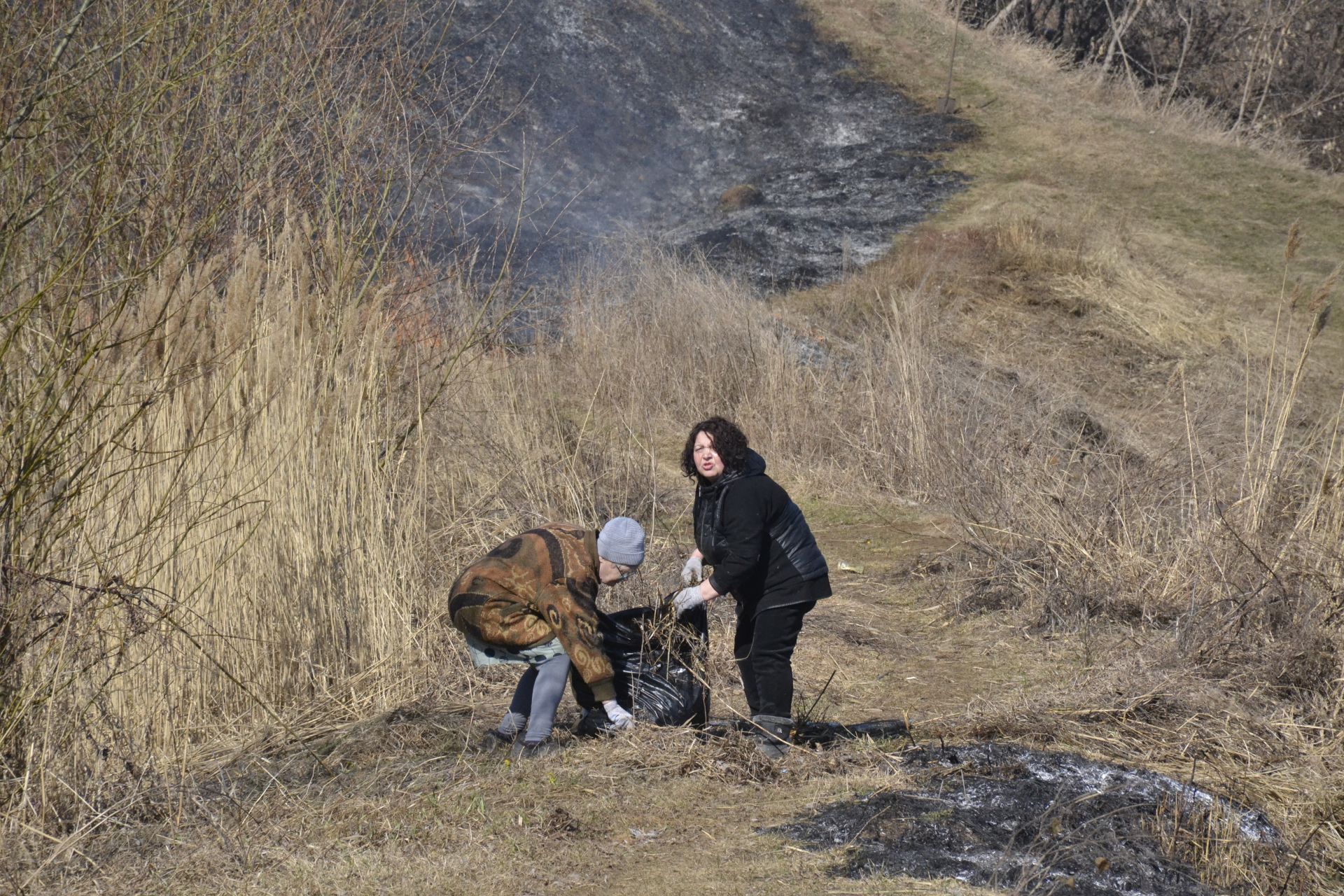 В парке имени Ленина, на территории озера Кучканка прошли субботники.