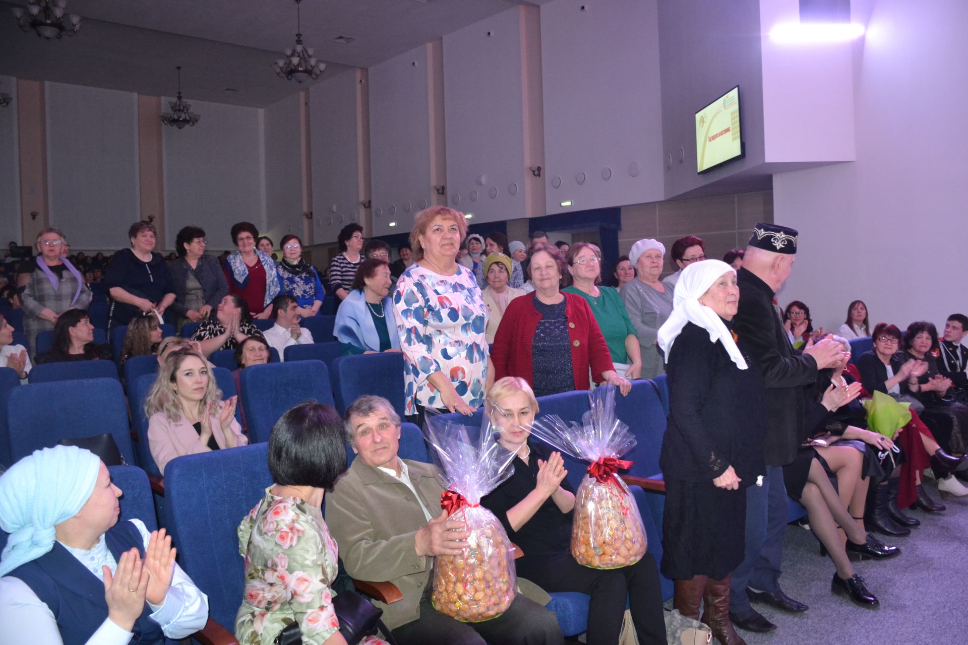 В Мензелинске прошел праздник, посвященный Году педагога и наставника