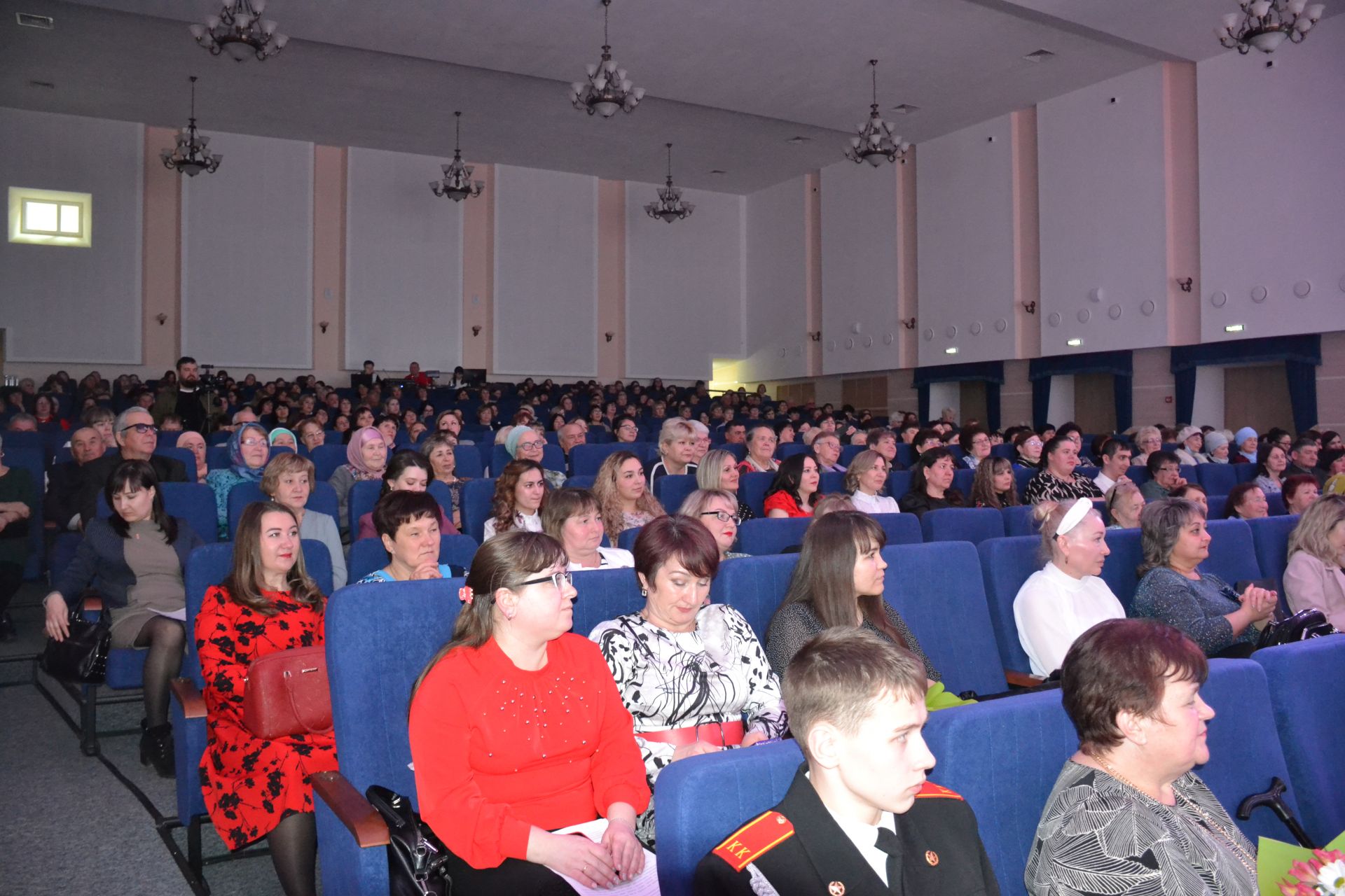 В Мензелинске прошел праздник, посвященный Году педагога и наставника