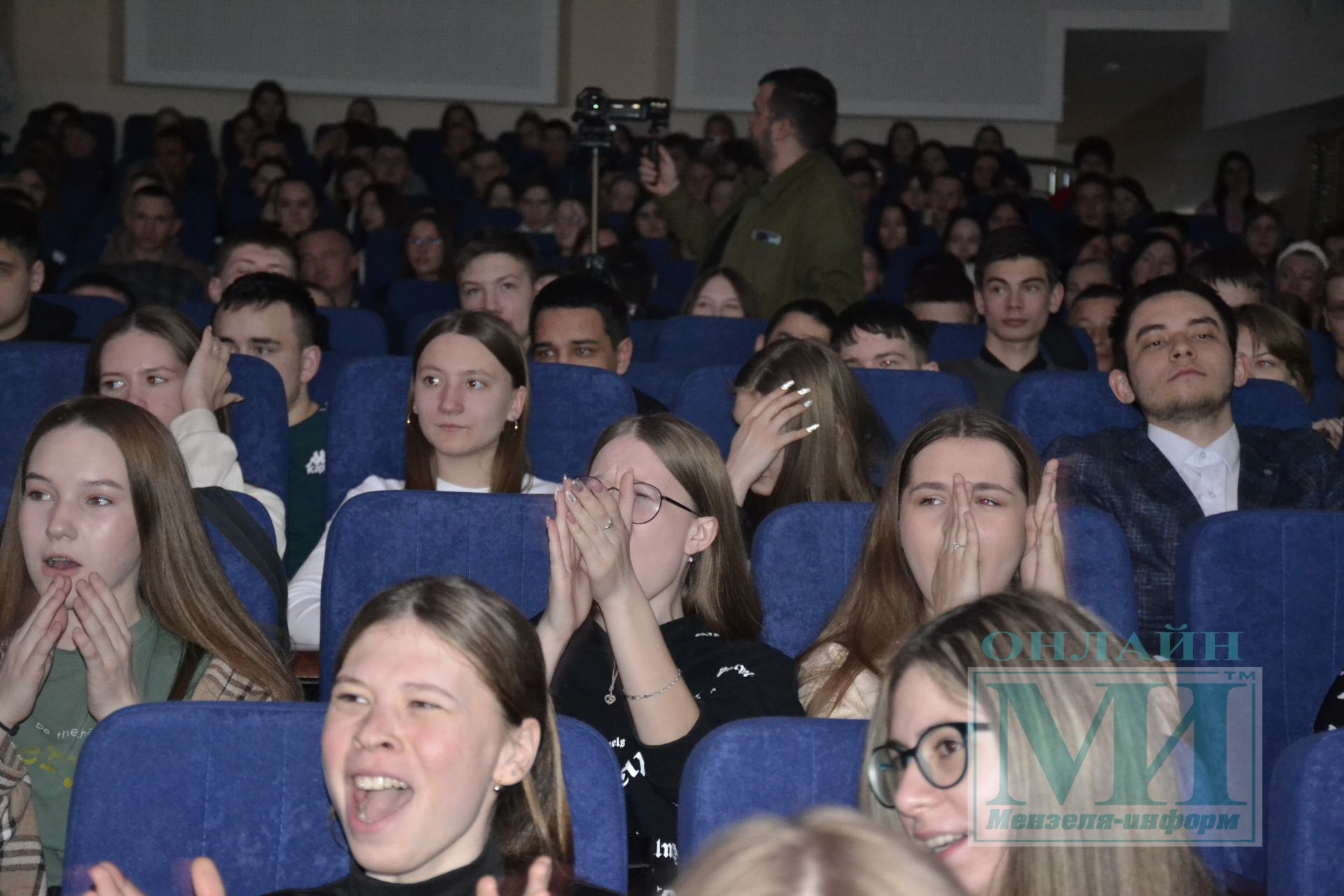 Фотогалерея с КВНа, прошедший среди сузов Мензелинска