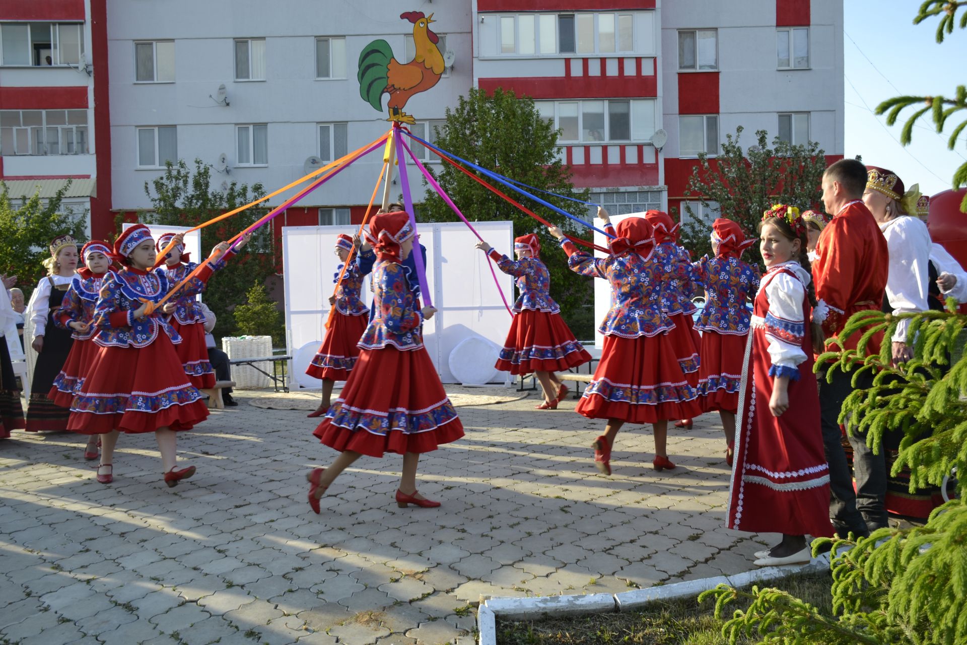 В Мензелинске с размахом отметили праздник, посвященный Дню семьи