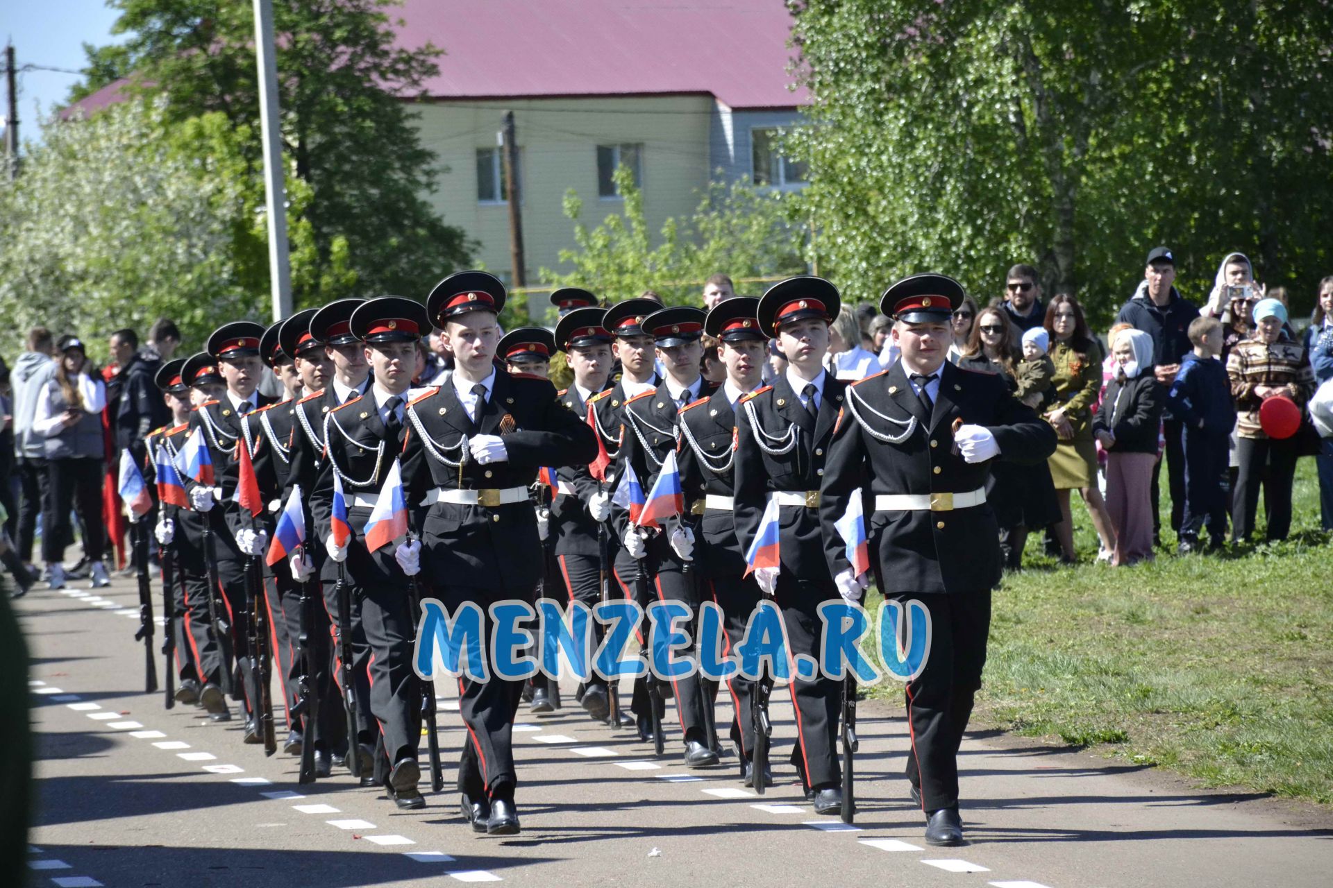 Смотр строевой подготовки на Параде Победы в Мензелинске