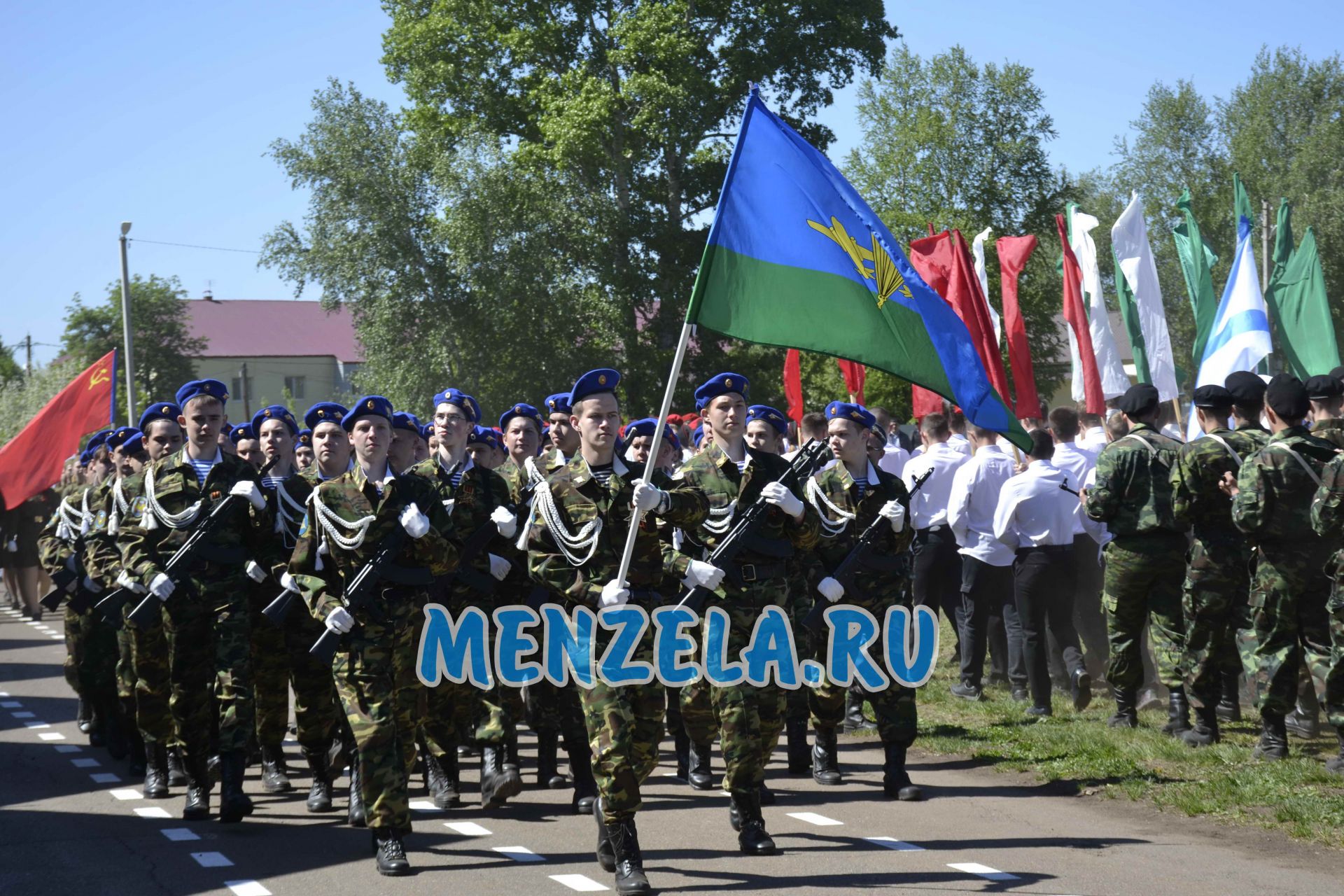 Смотр строевой подготовки на Параде Победы в Мензелинске