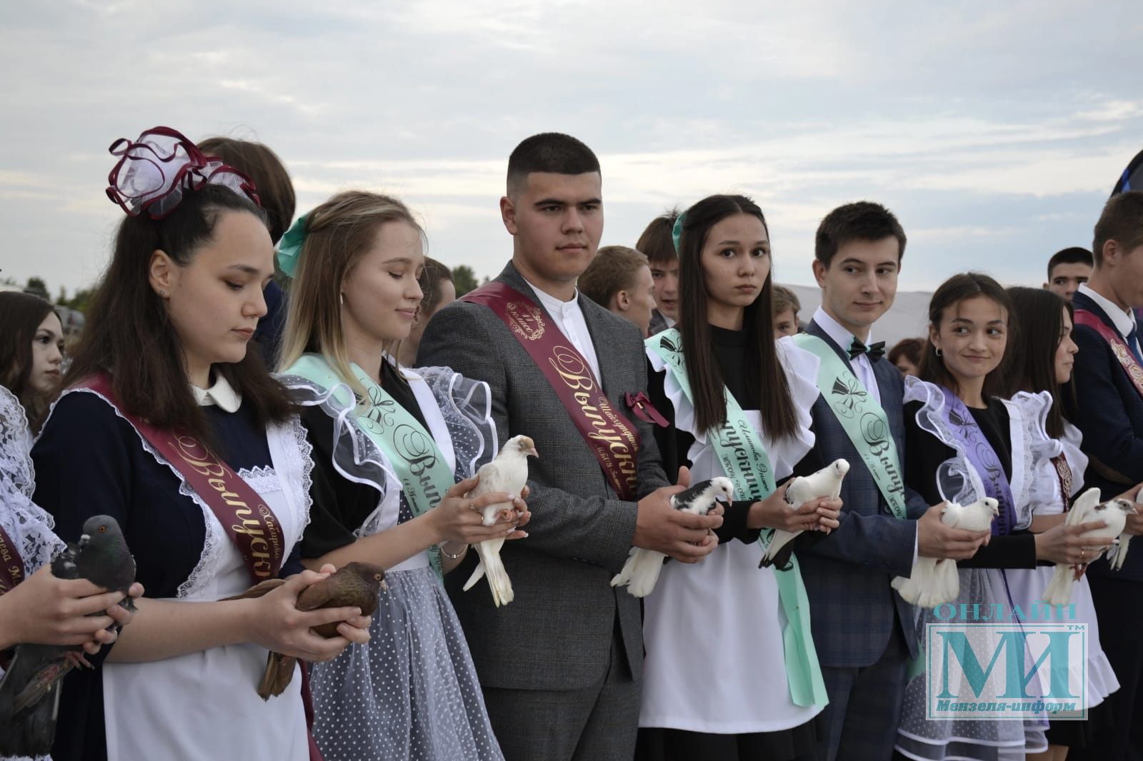 Фотогалерея с Дня выпускника и Дня молодёжи